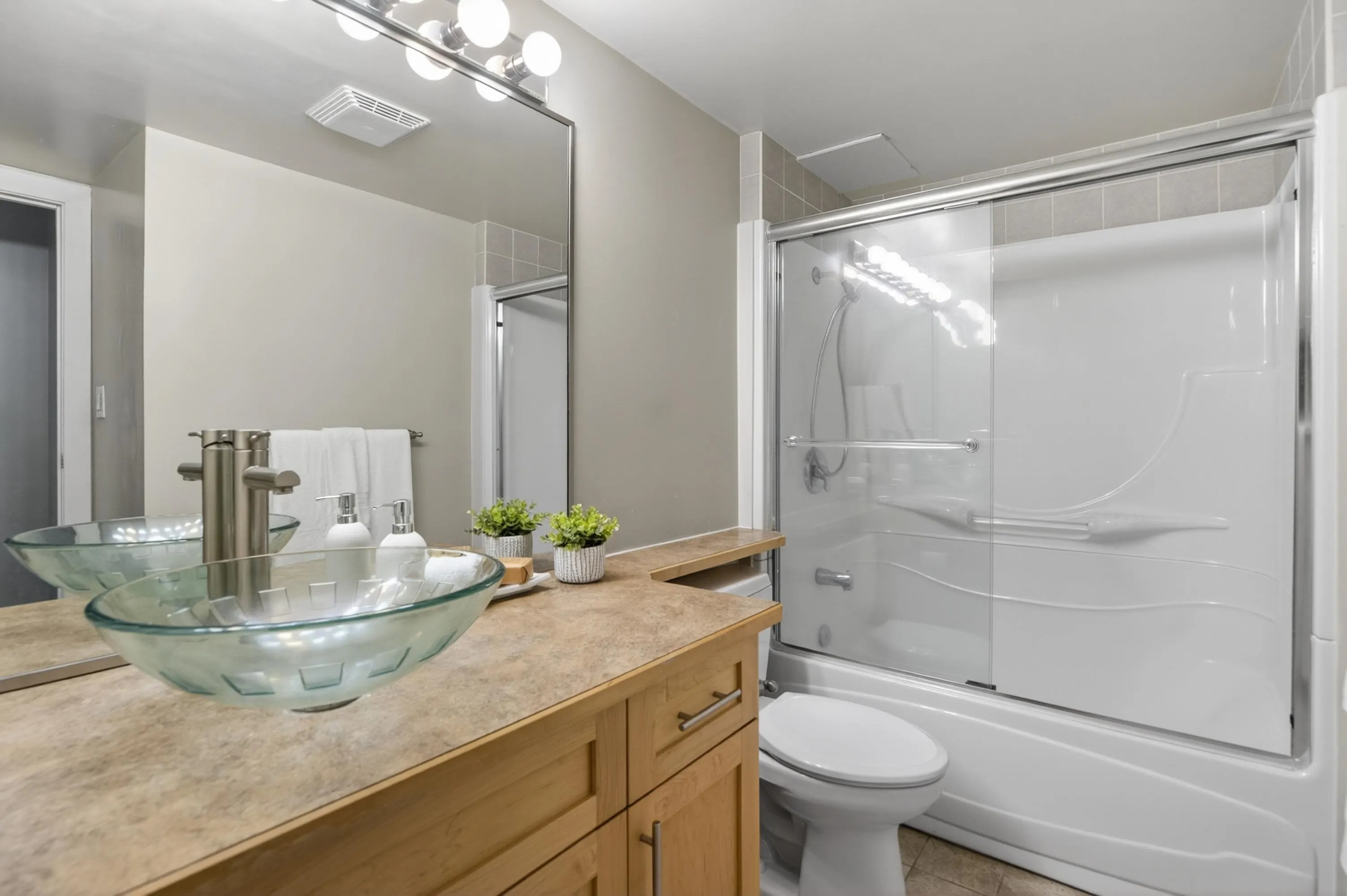 1410 Blackwood Street #203