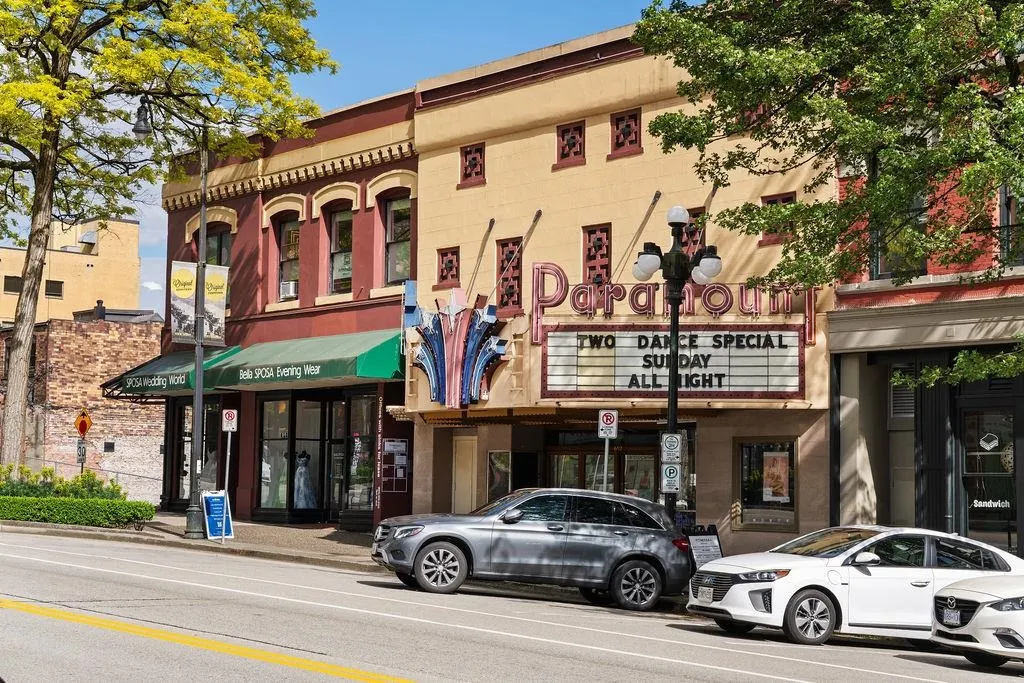 668 Columbia Street #1811