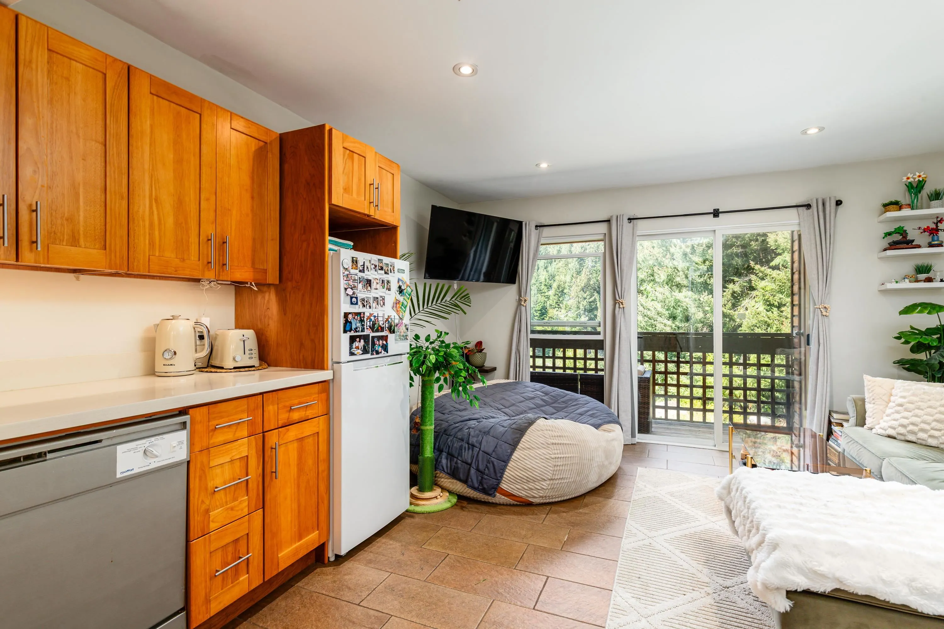 7001 Nesters Road #7