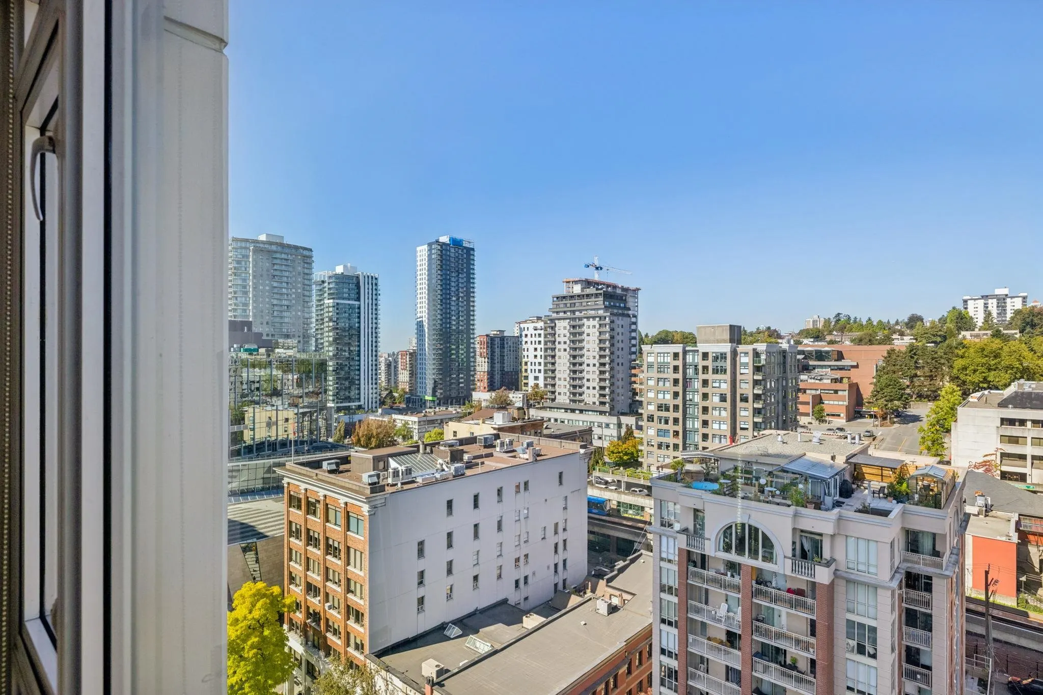 668 Columbia Street #1704