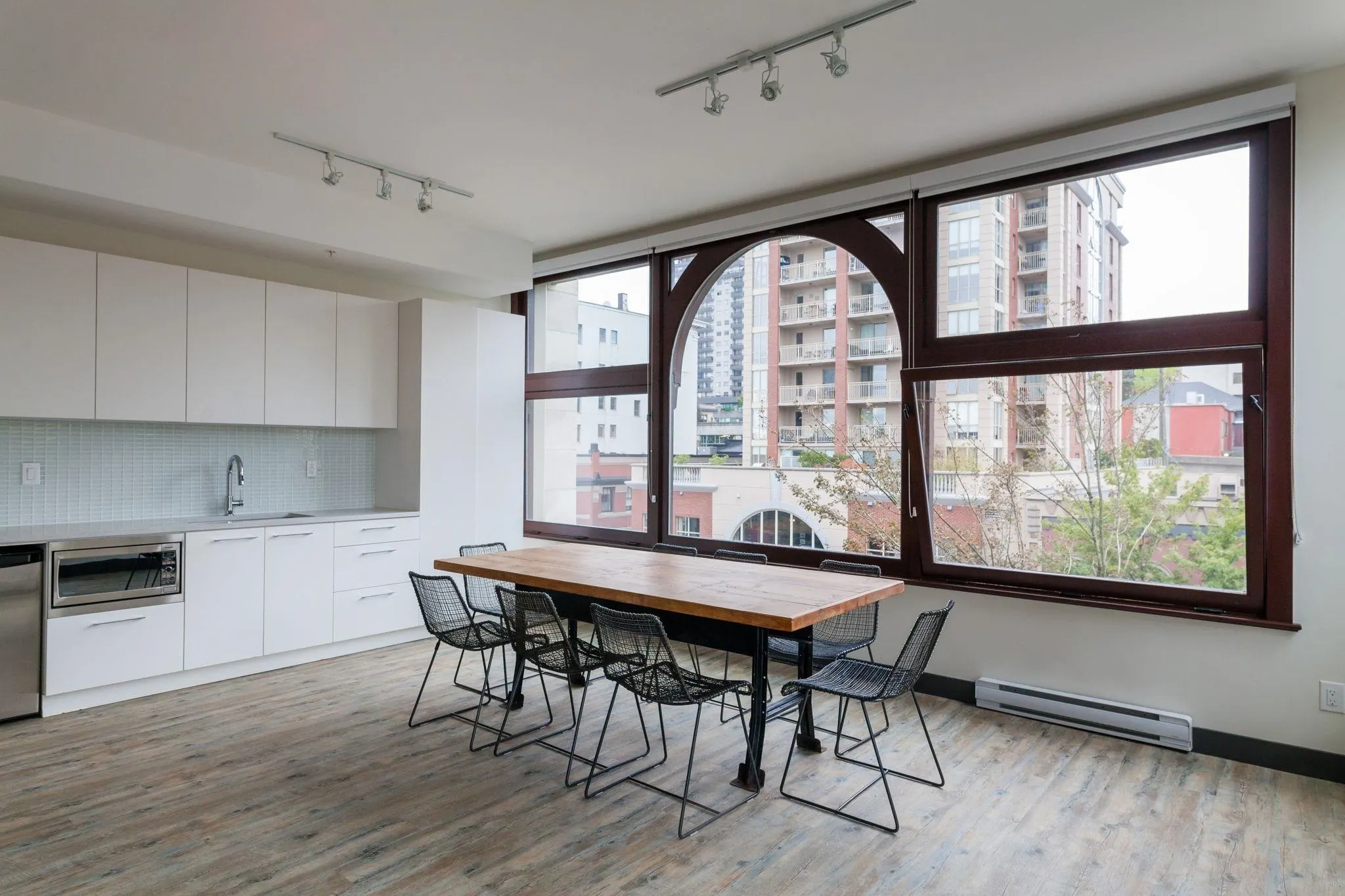 668 Columbia Street #1704