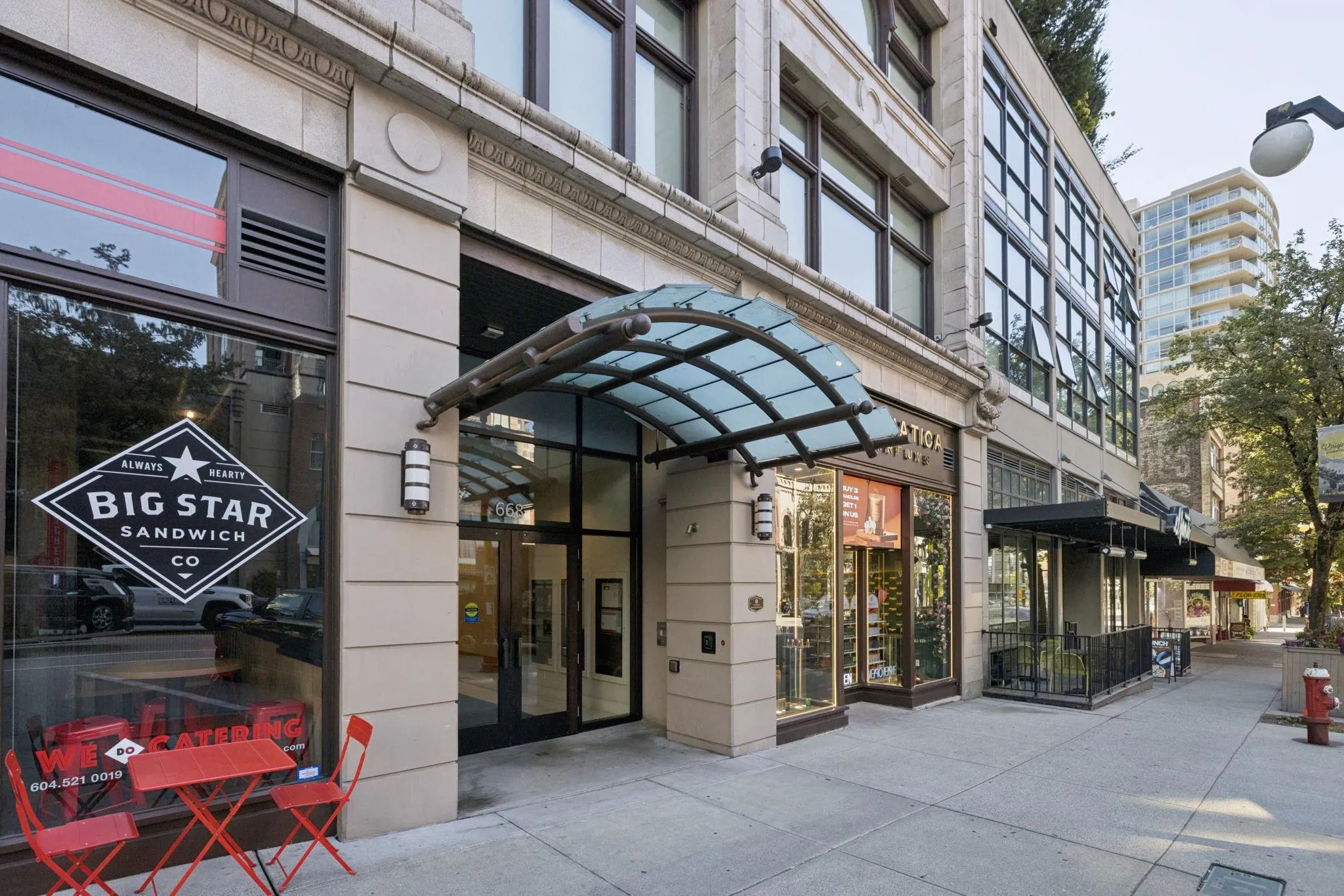 668 Columbia Street #1704