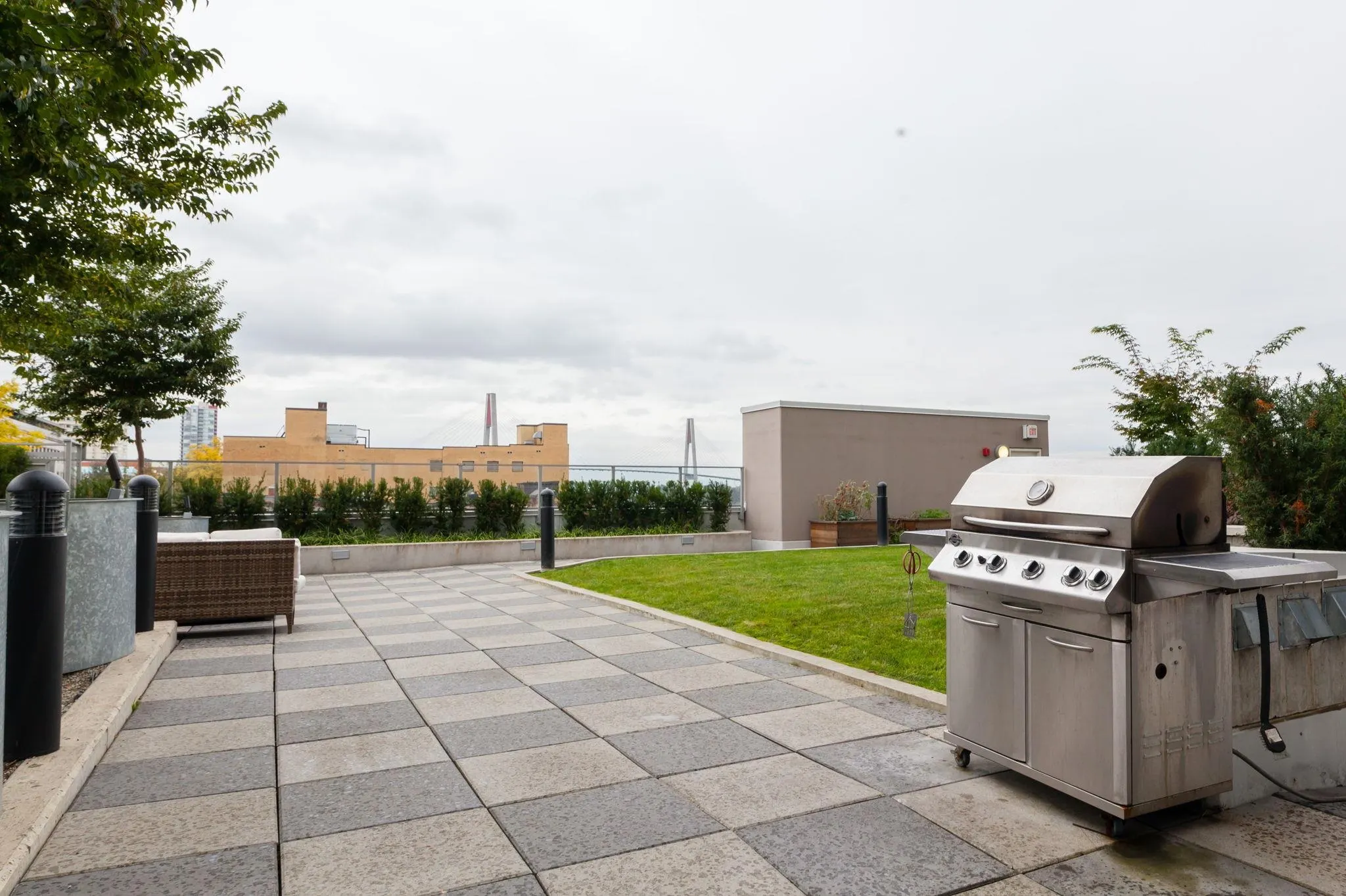 668 Columbia Street #1704