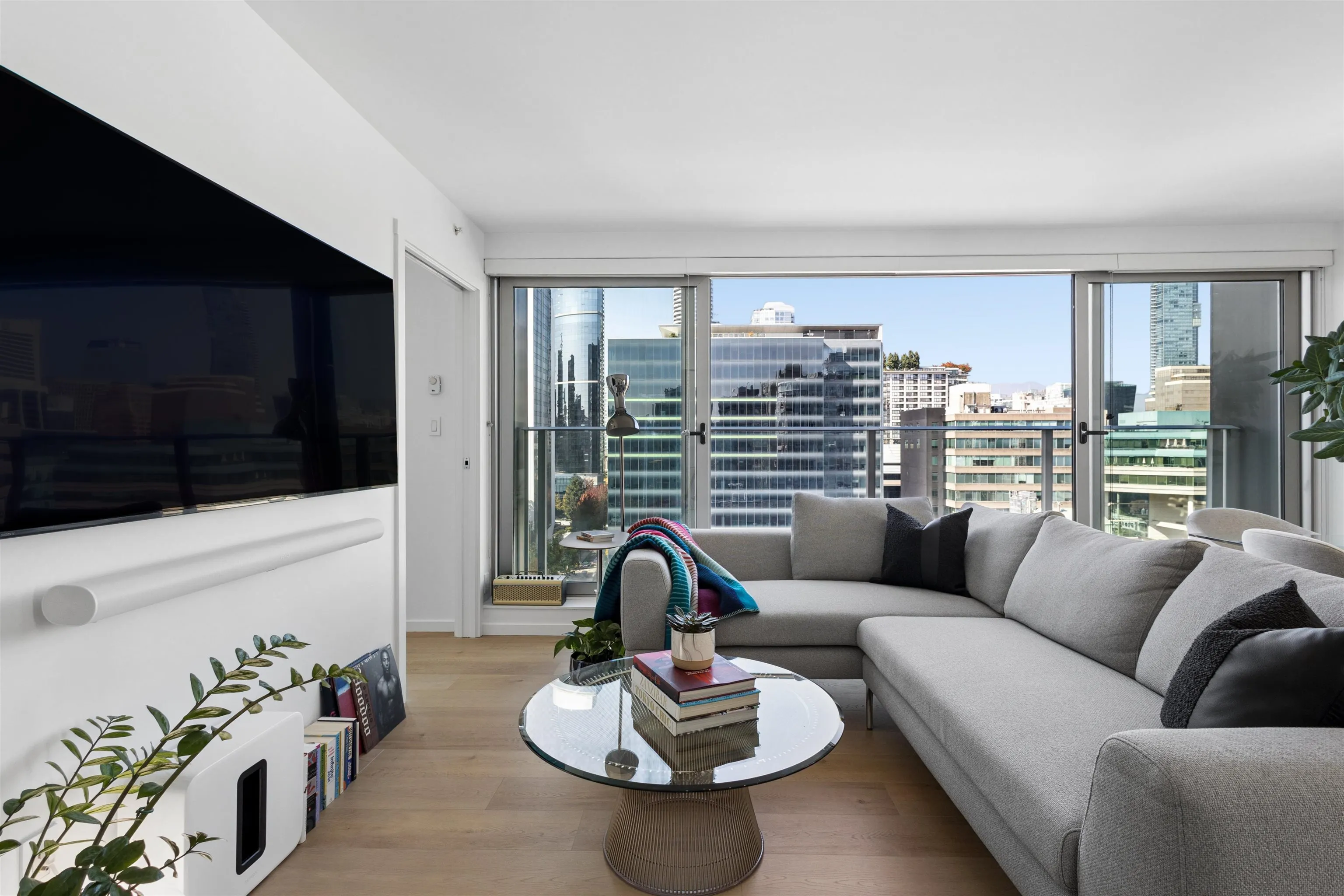 999 Seymour Street #1808