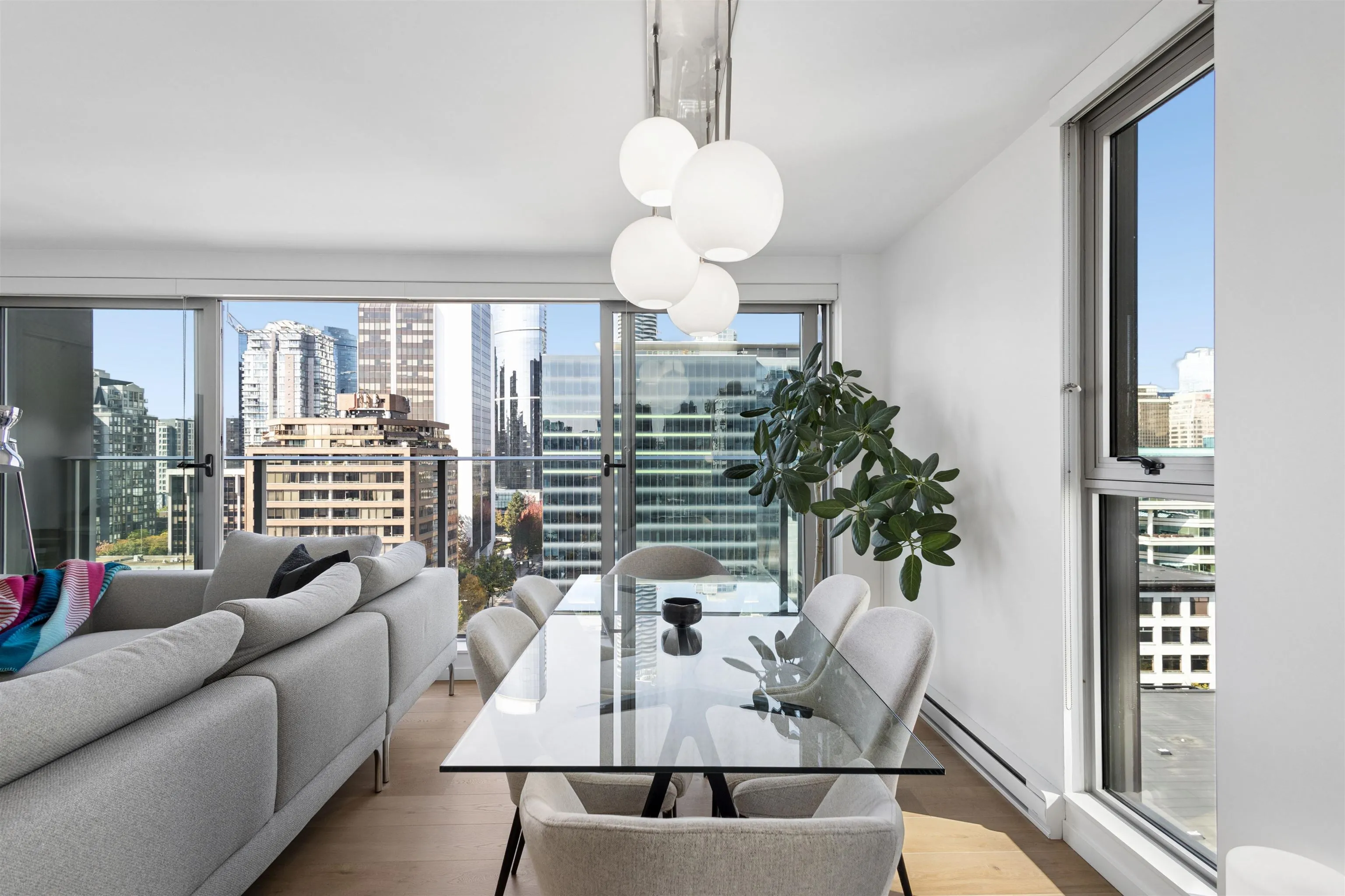999 Seymour Street #1808