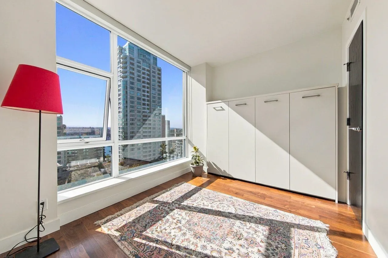 1455 Howe Street #1004