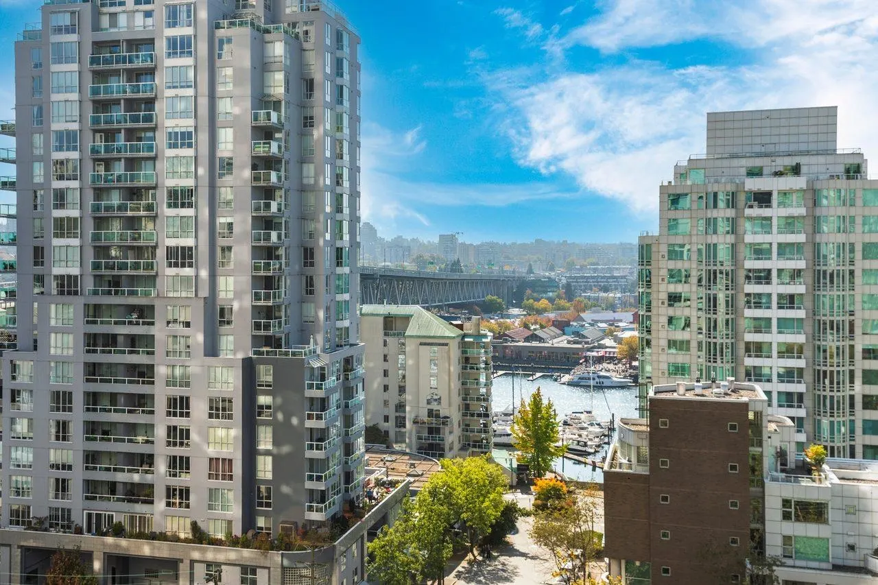 1455 Howe Street #1004