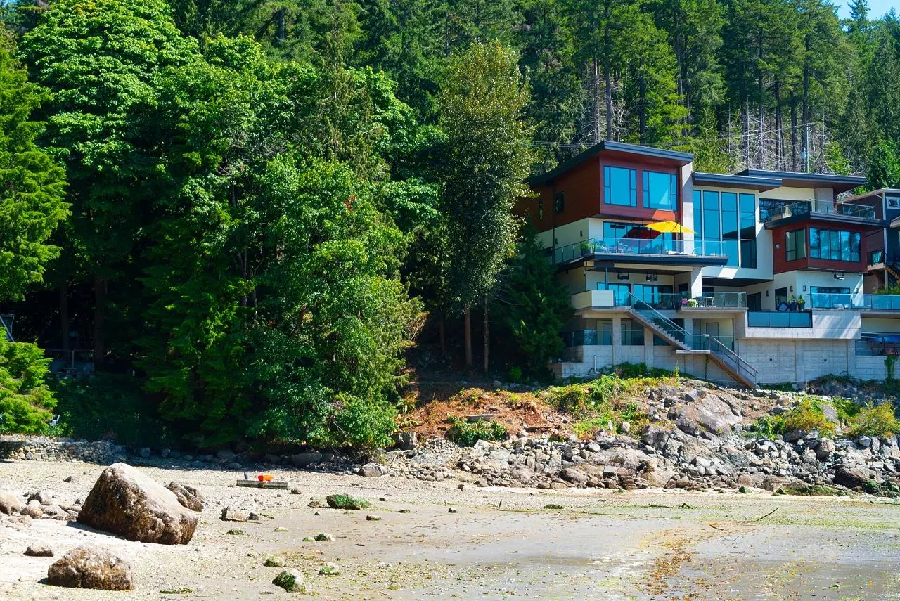 4855 Belcarra Bay Road