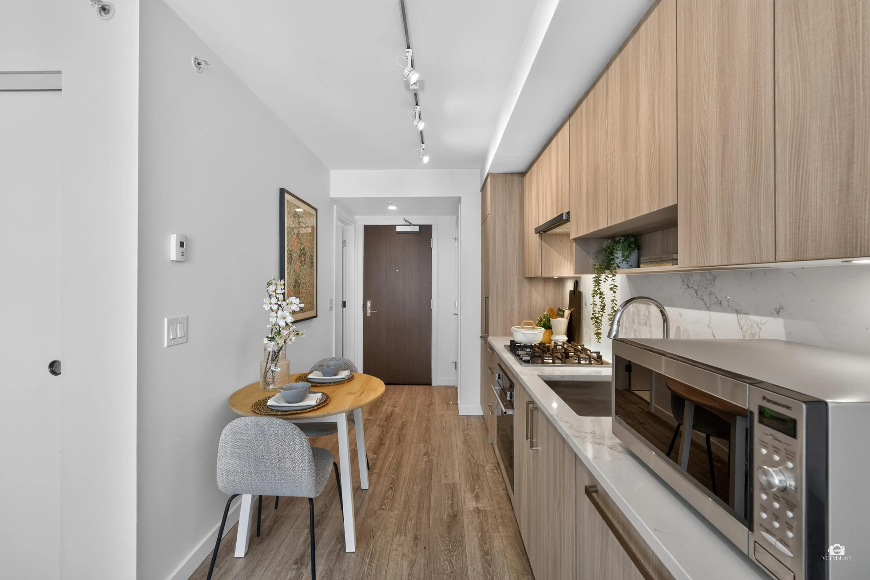 13350 Central Avenue #1115