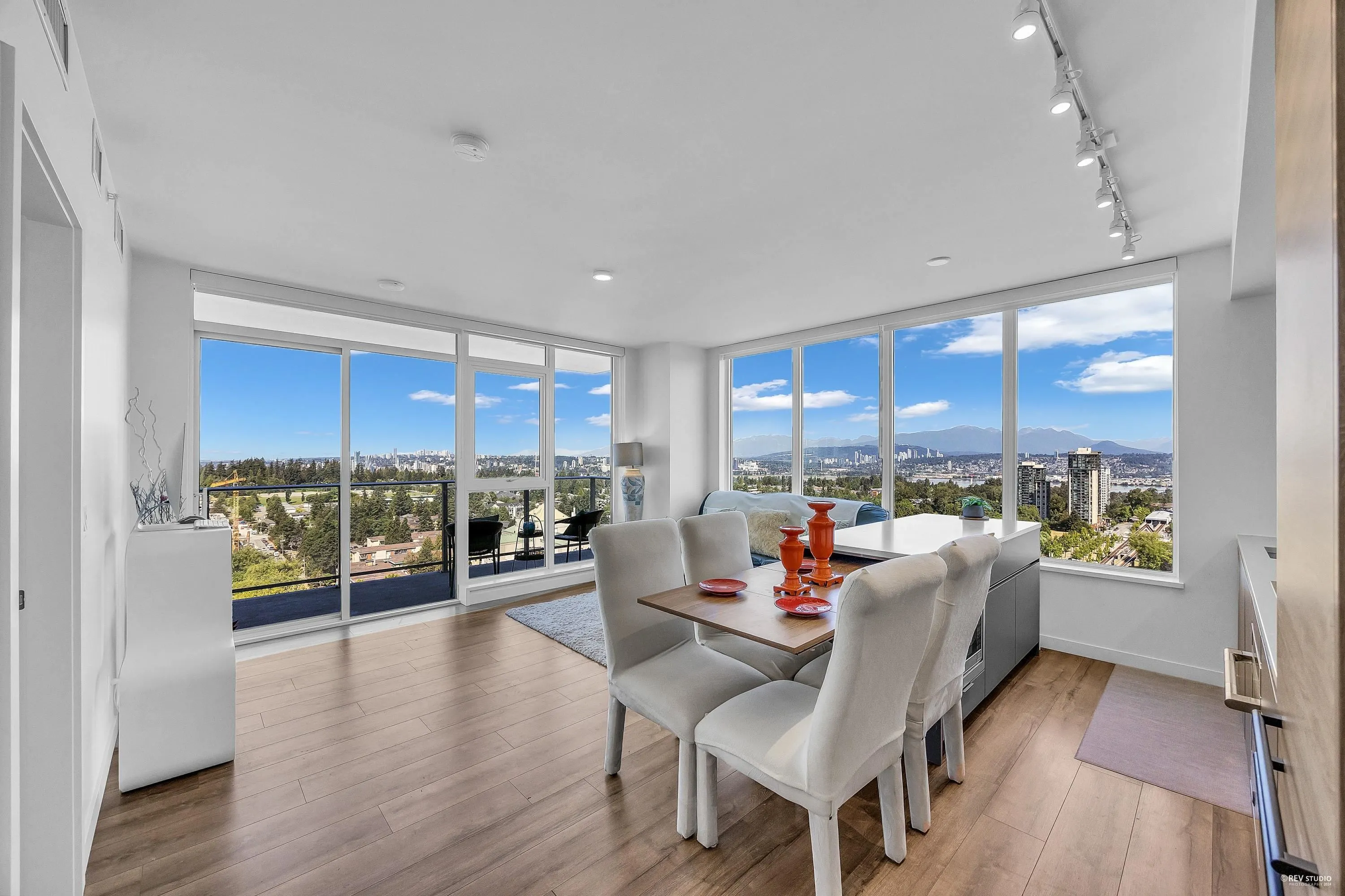 13428 105 Avenue #2202