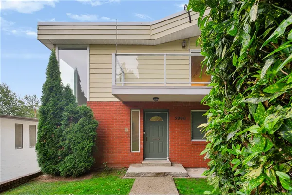 5966 Baffin Place