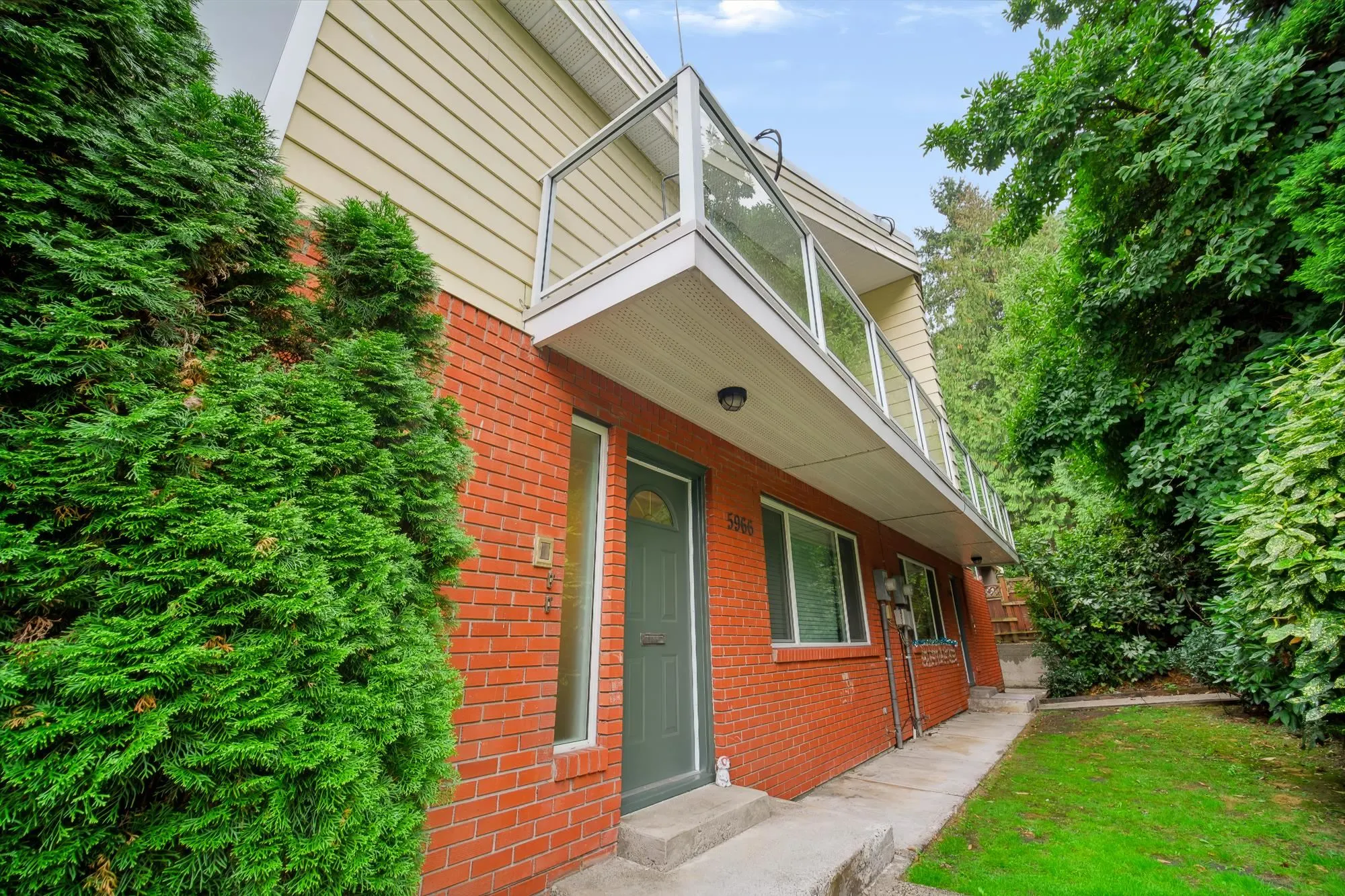 5966 Baffin Place