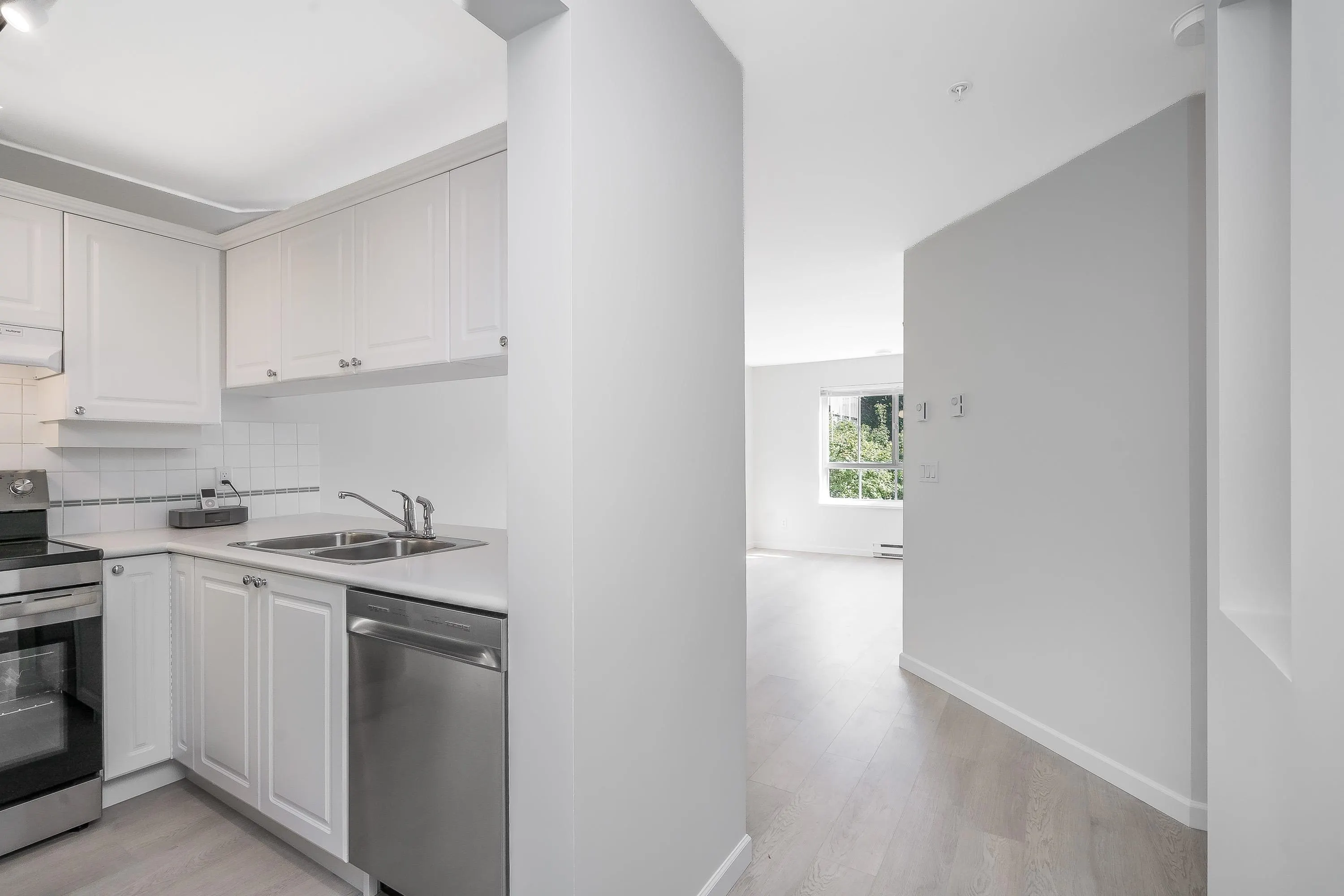 19750 64 Avenue #213