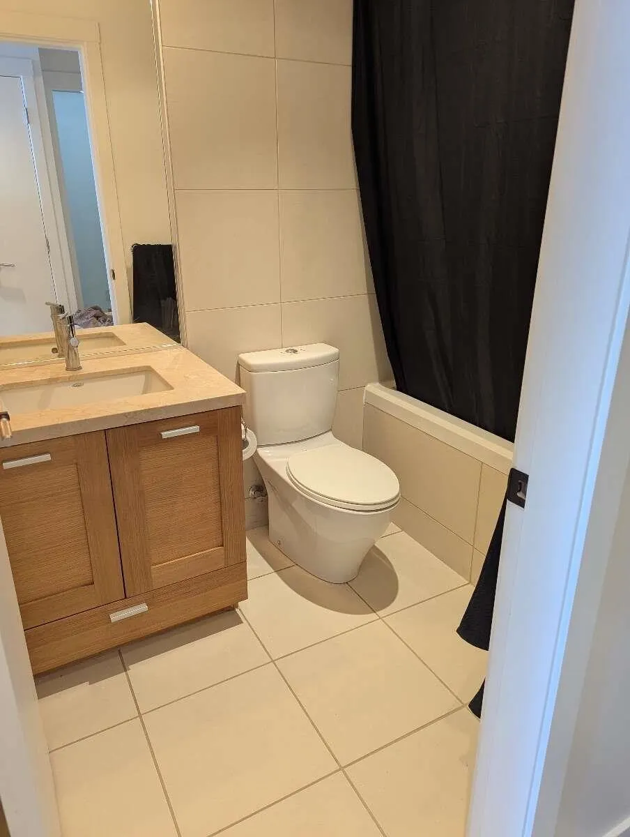 1473 Johnston Road #605