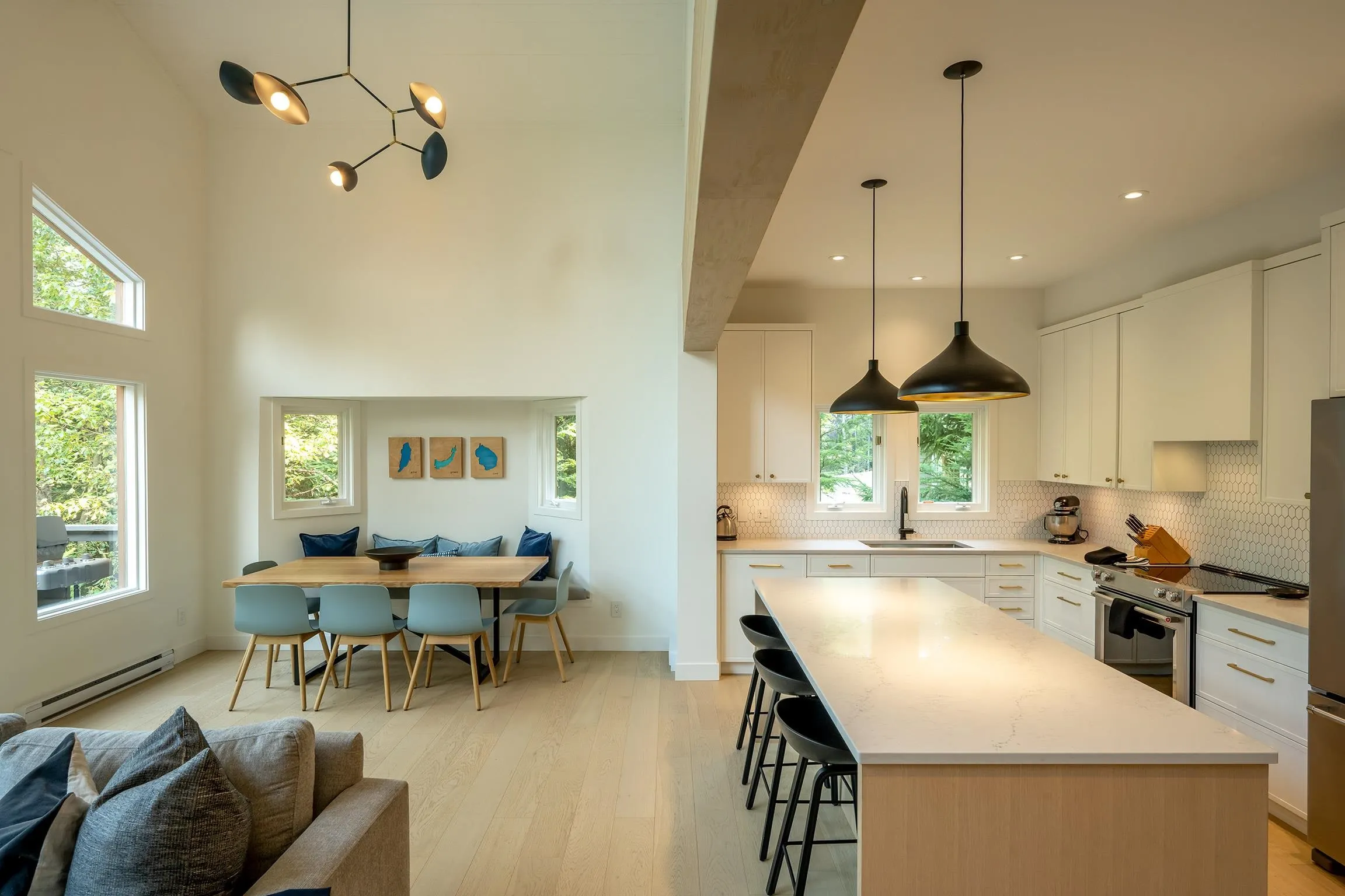 6260 Eagle Drive