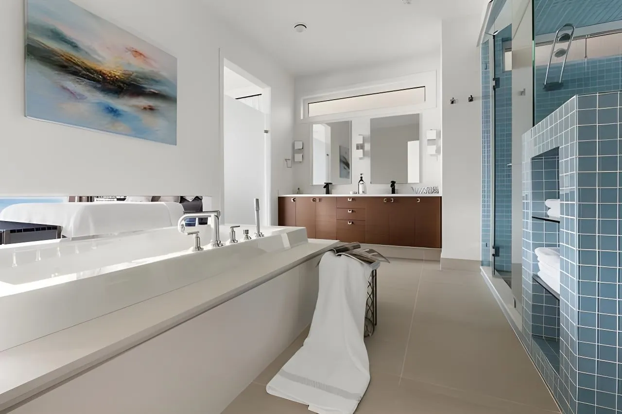 14501 Marine Drive