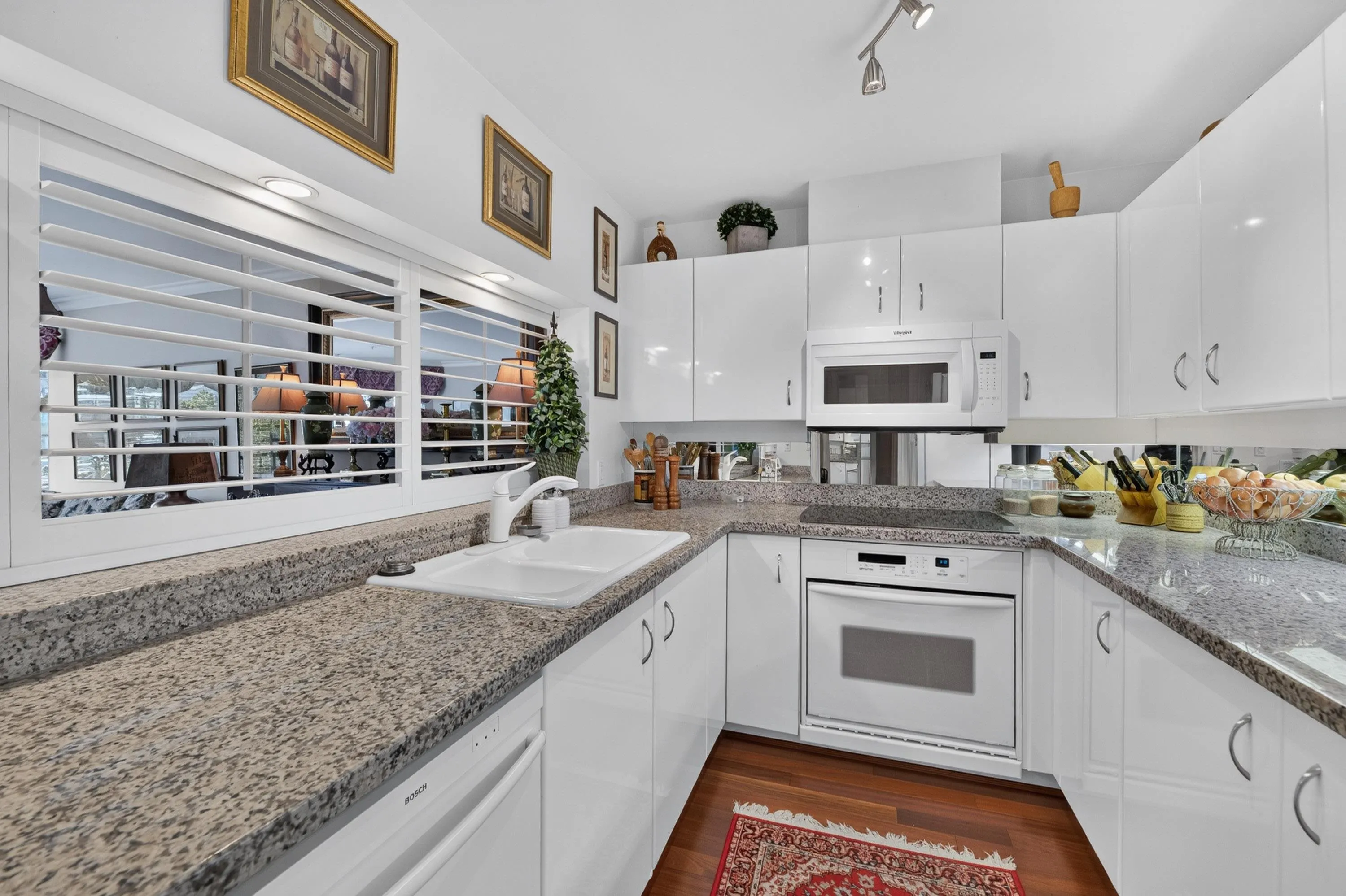 1600 Hornby Street #804