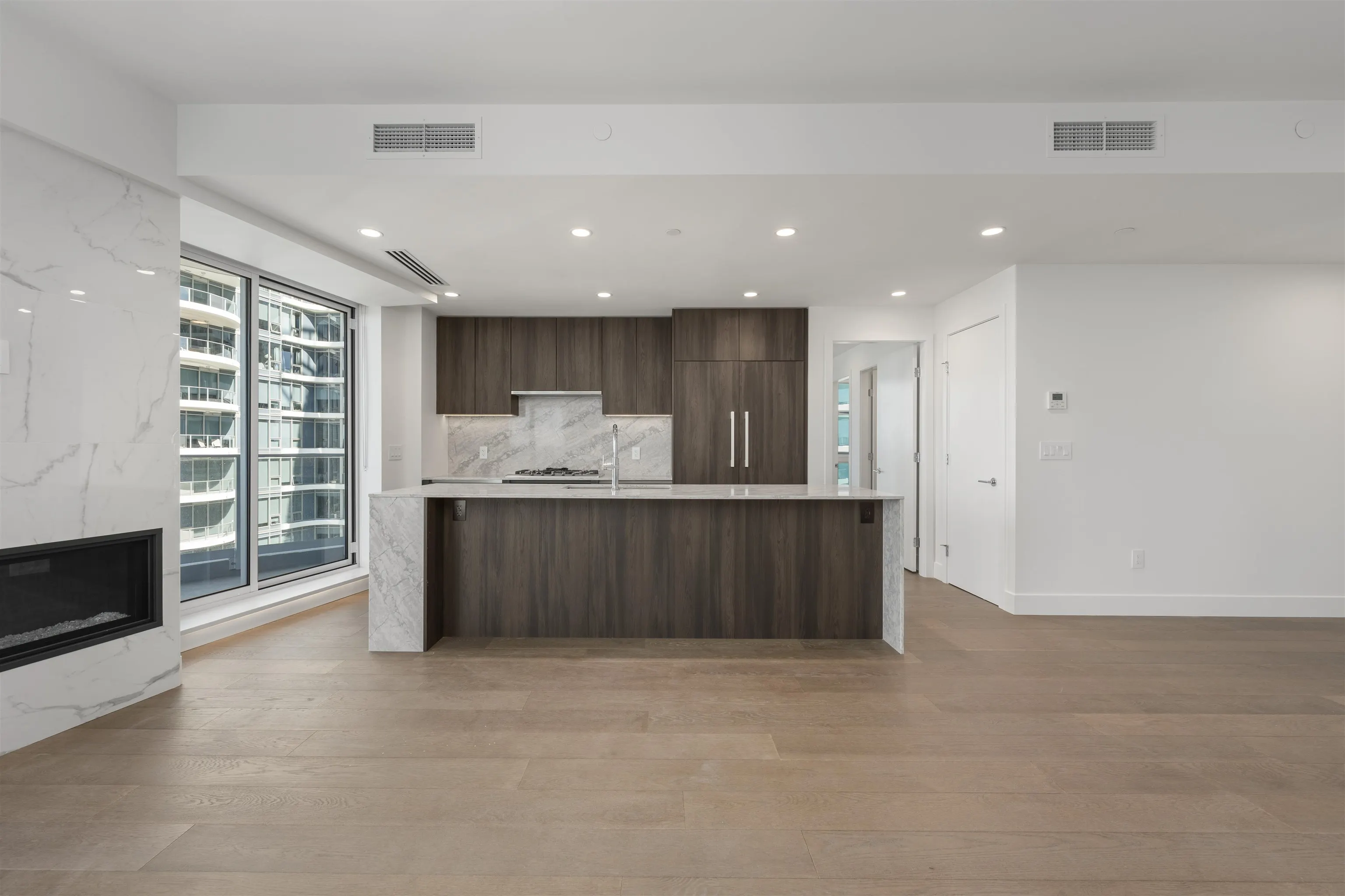 1475 Foster Street #1401