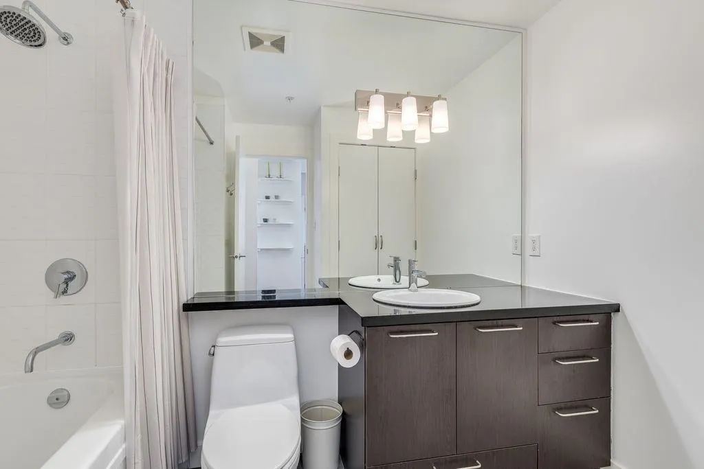 205 E 10th Avenue #208