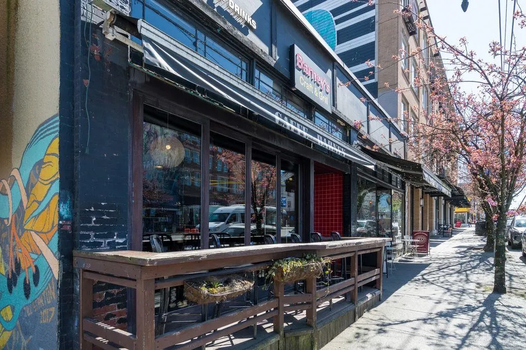 205 E 10th Avenue #208