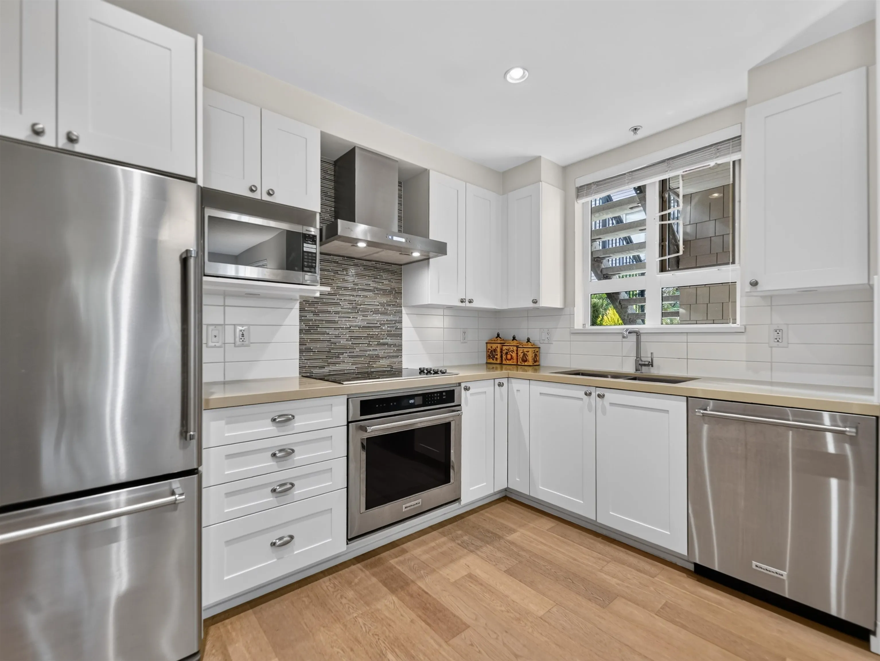3201 Noel Drive #3