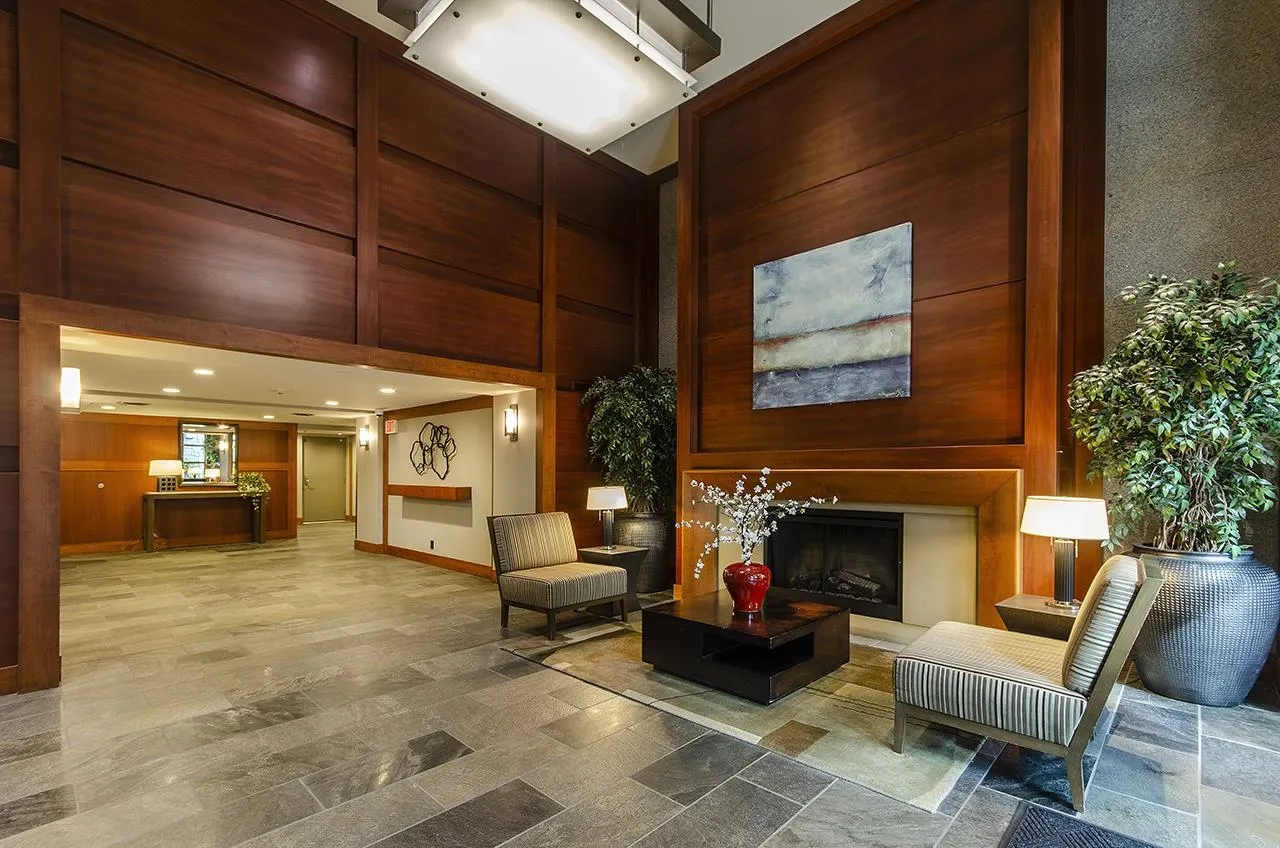 3335 Cypress Place #801