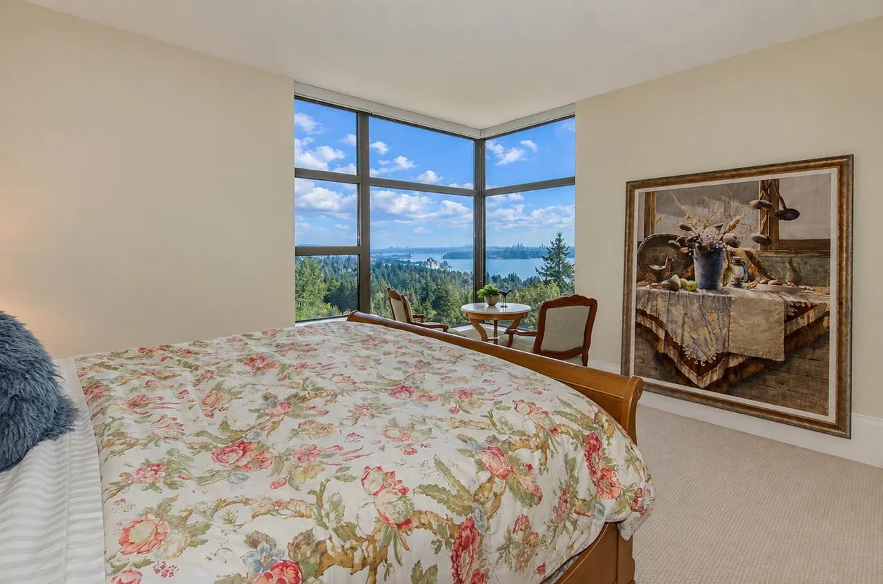 3335 Cypress Place #801