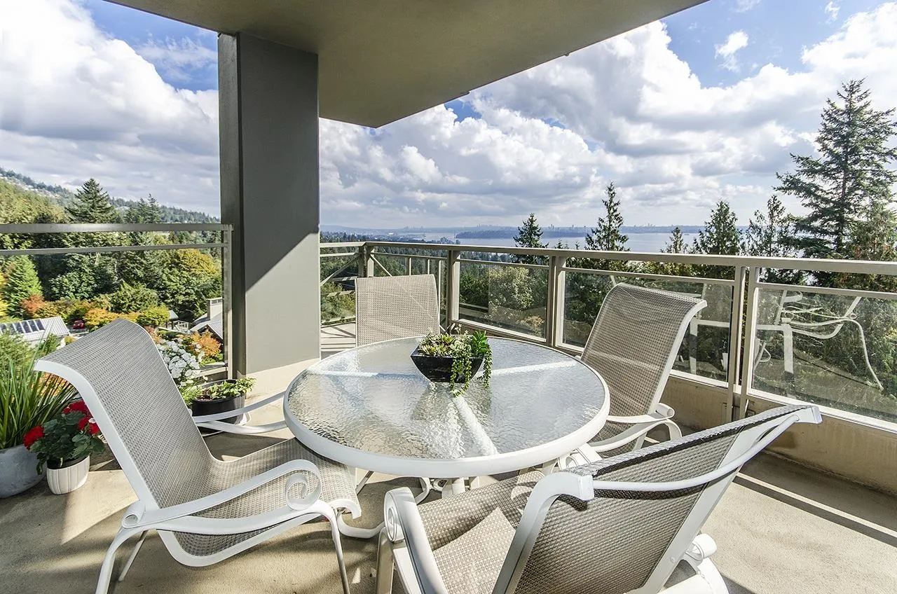 3335 Cypress Place #801