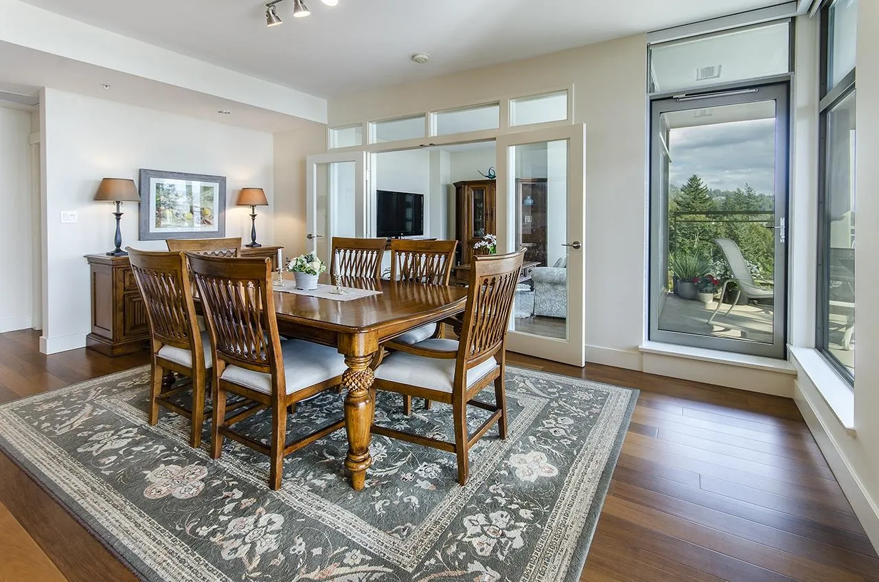 3335 Cypress Place #801
