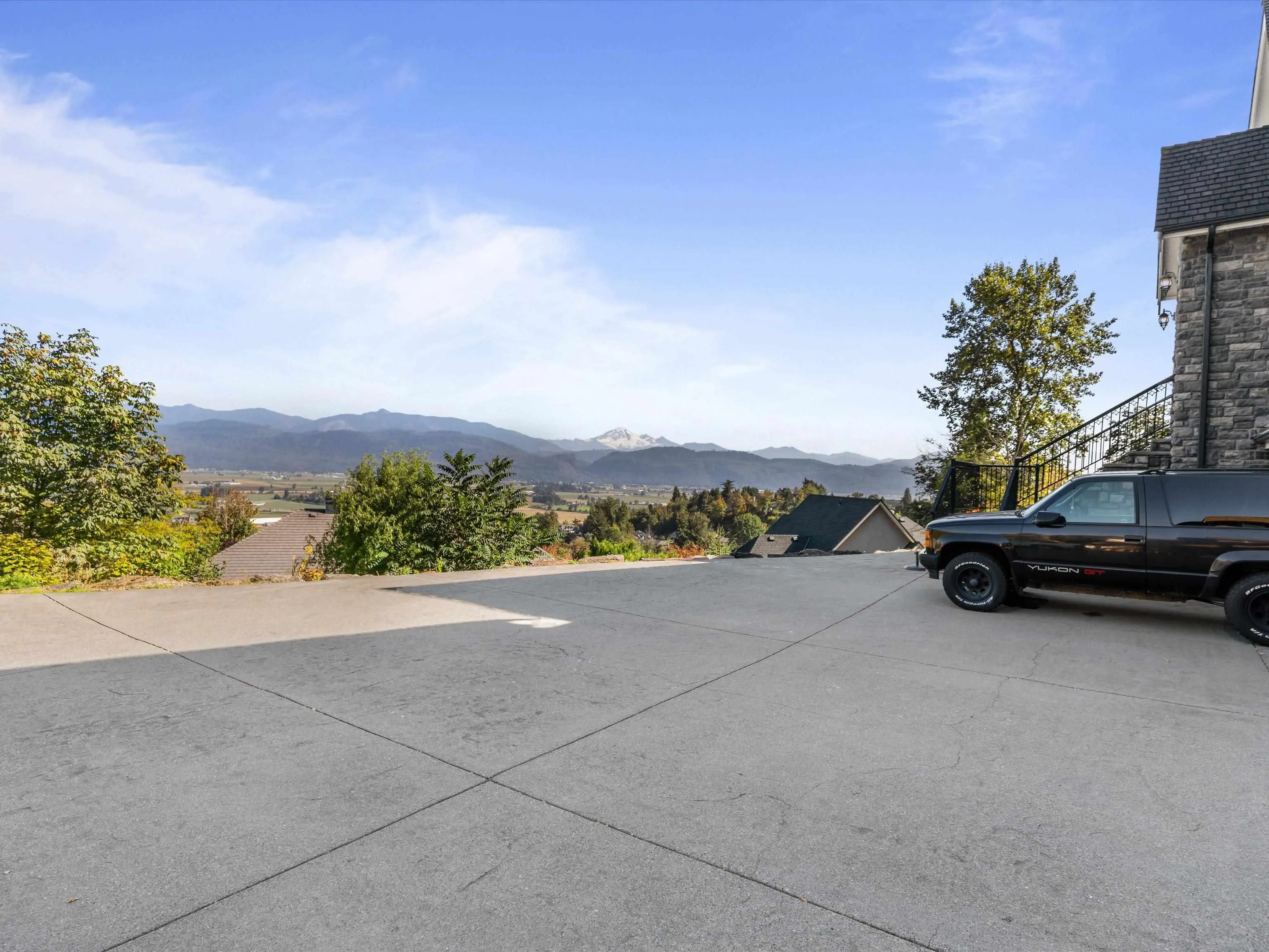 2651 Stonecroft Drive