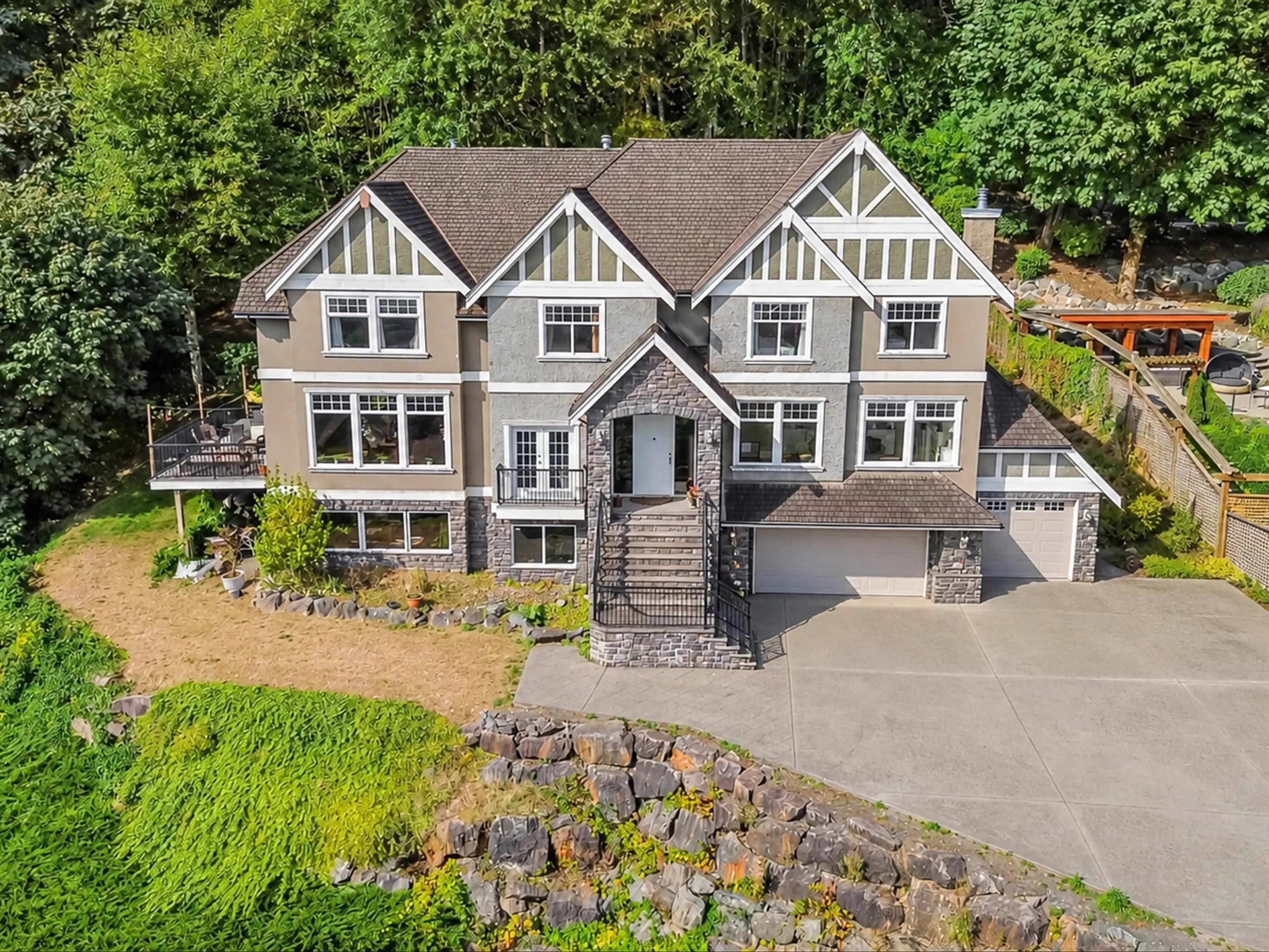 2651 Stonecroft Drive