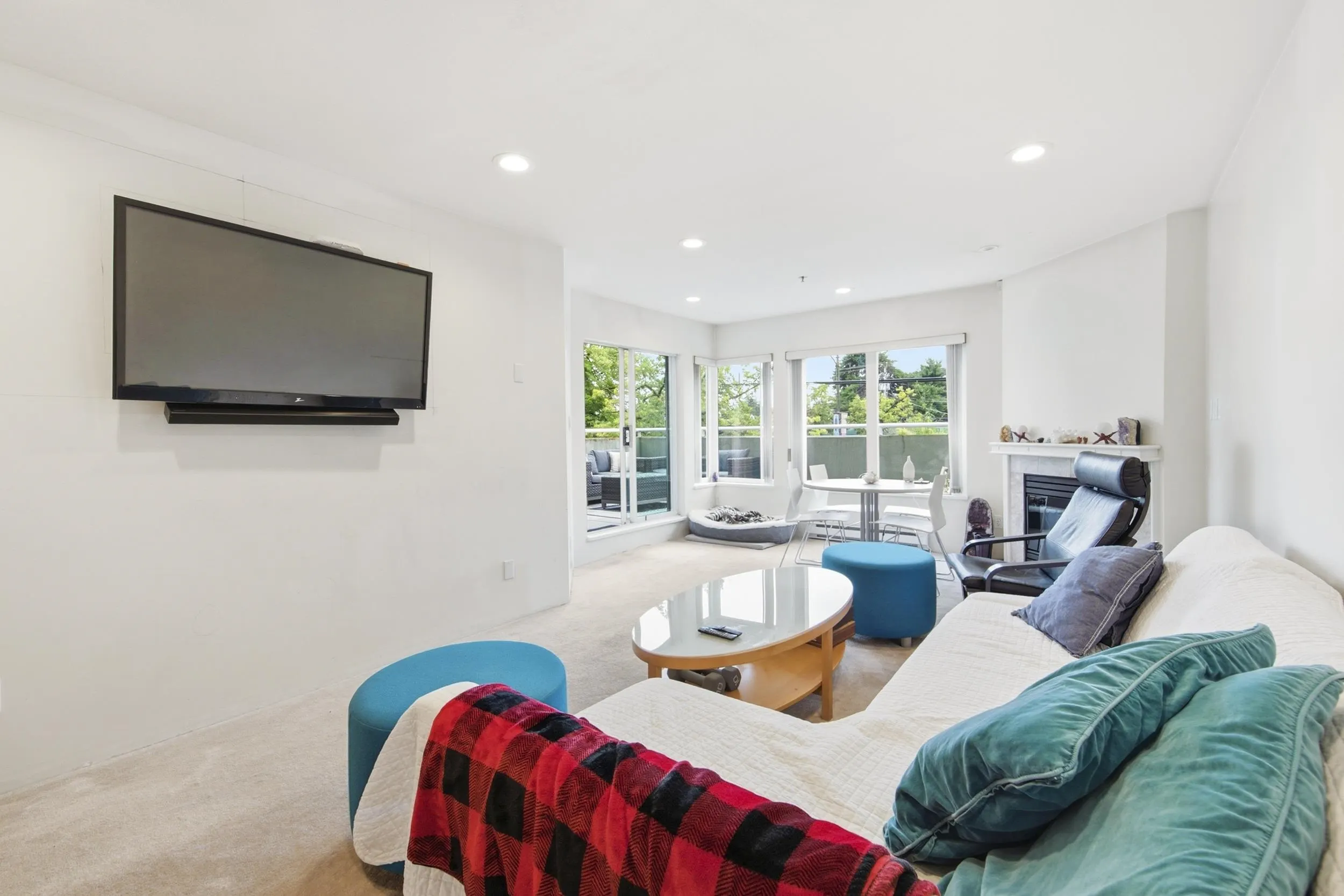 3280 W Broadway #107