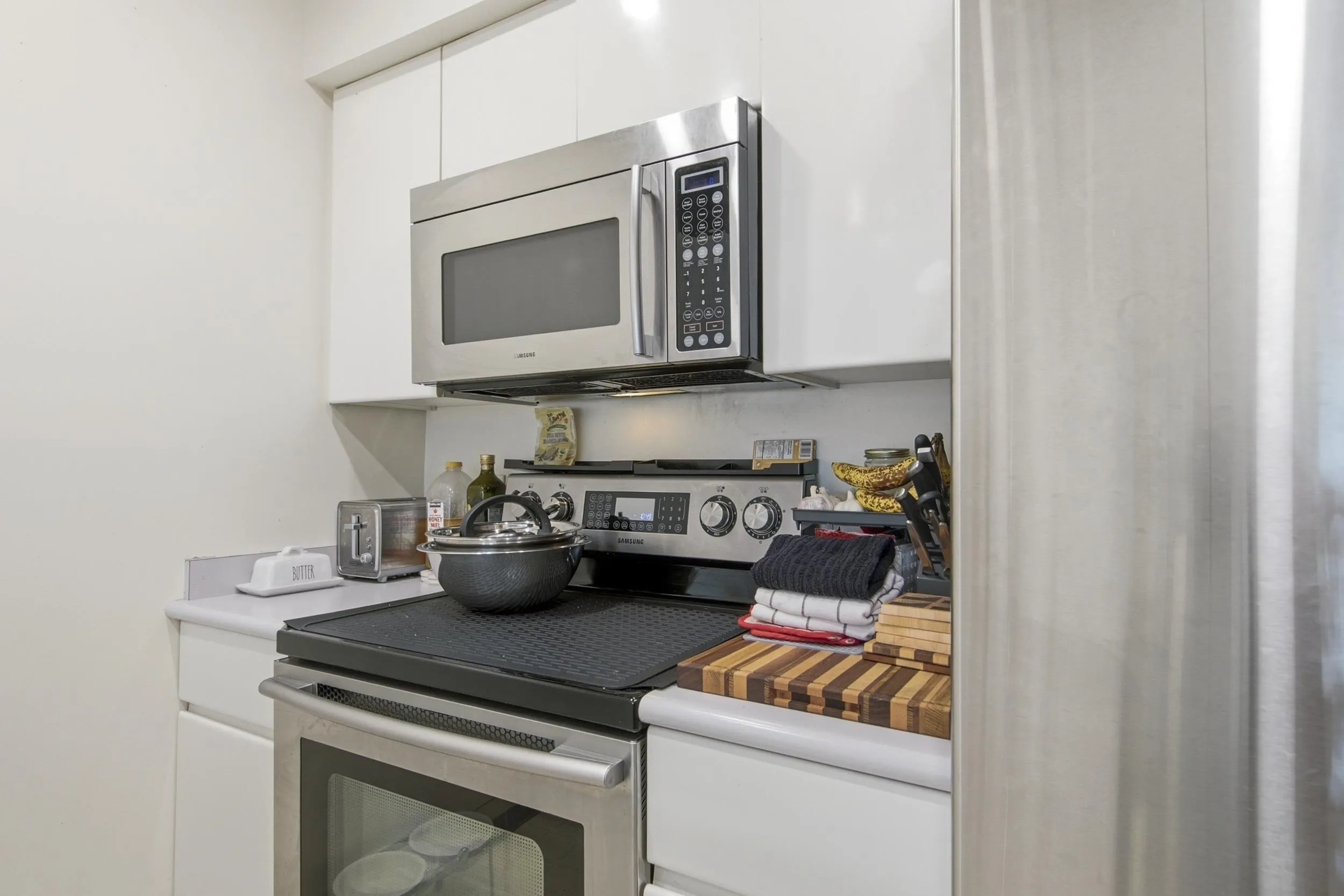 3280 W Broadway #107