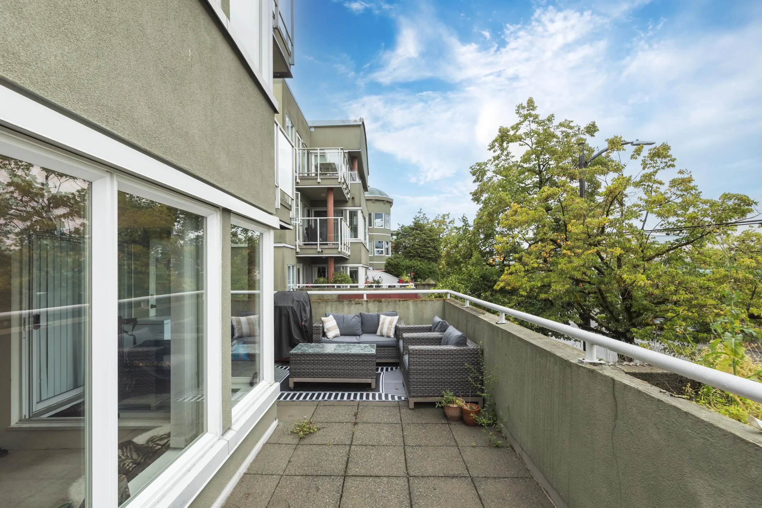 3280 W Broadway #107