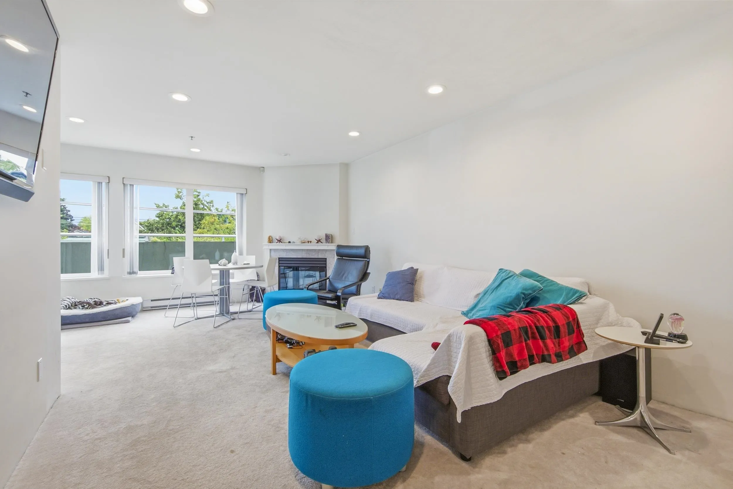 3280 W Broadway #107