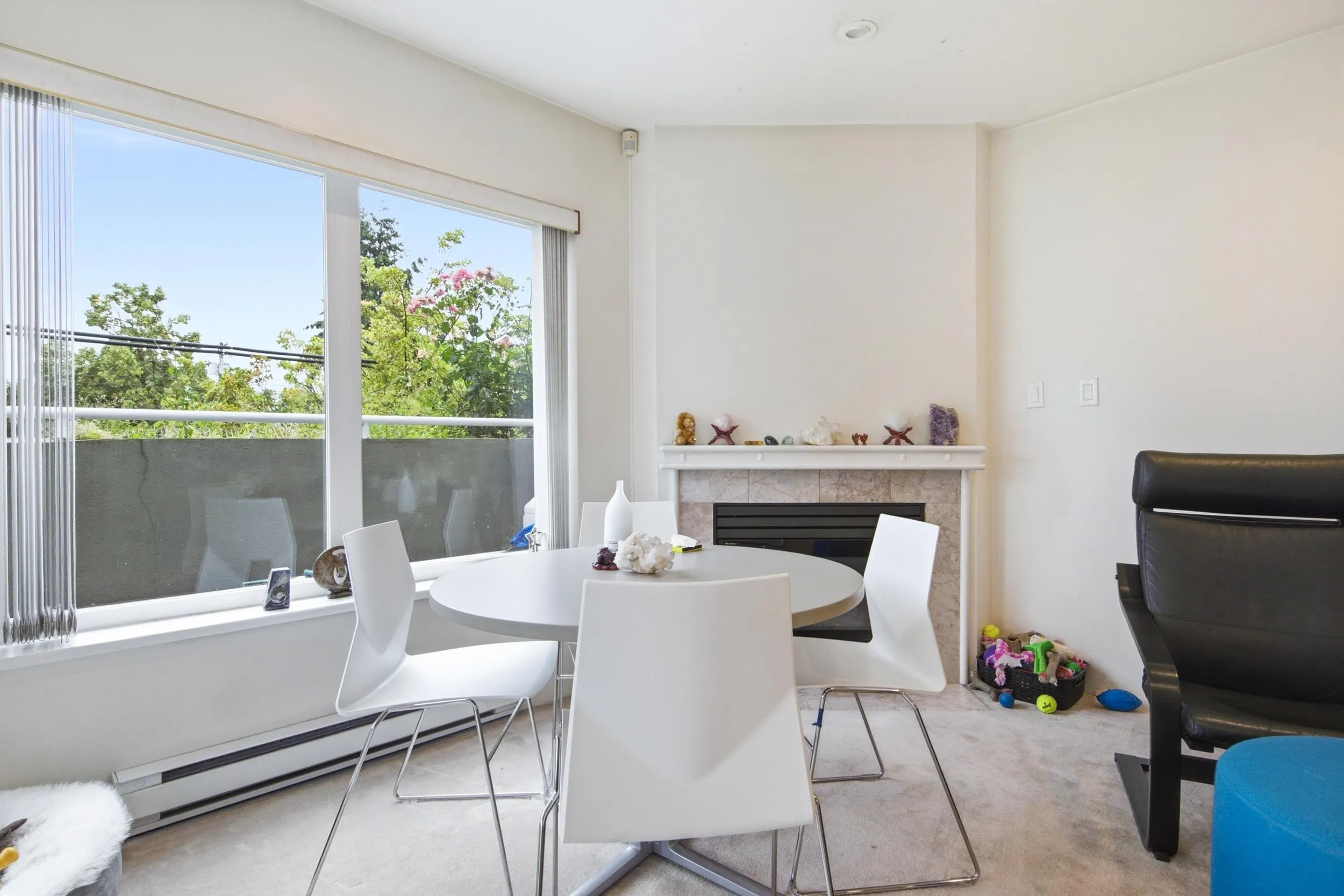 3280 W Broadway #107