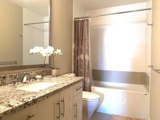 5011 Springs Boulevard ##211