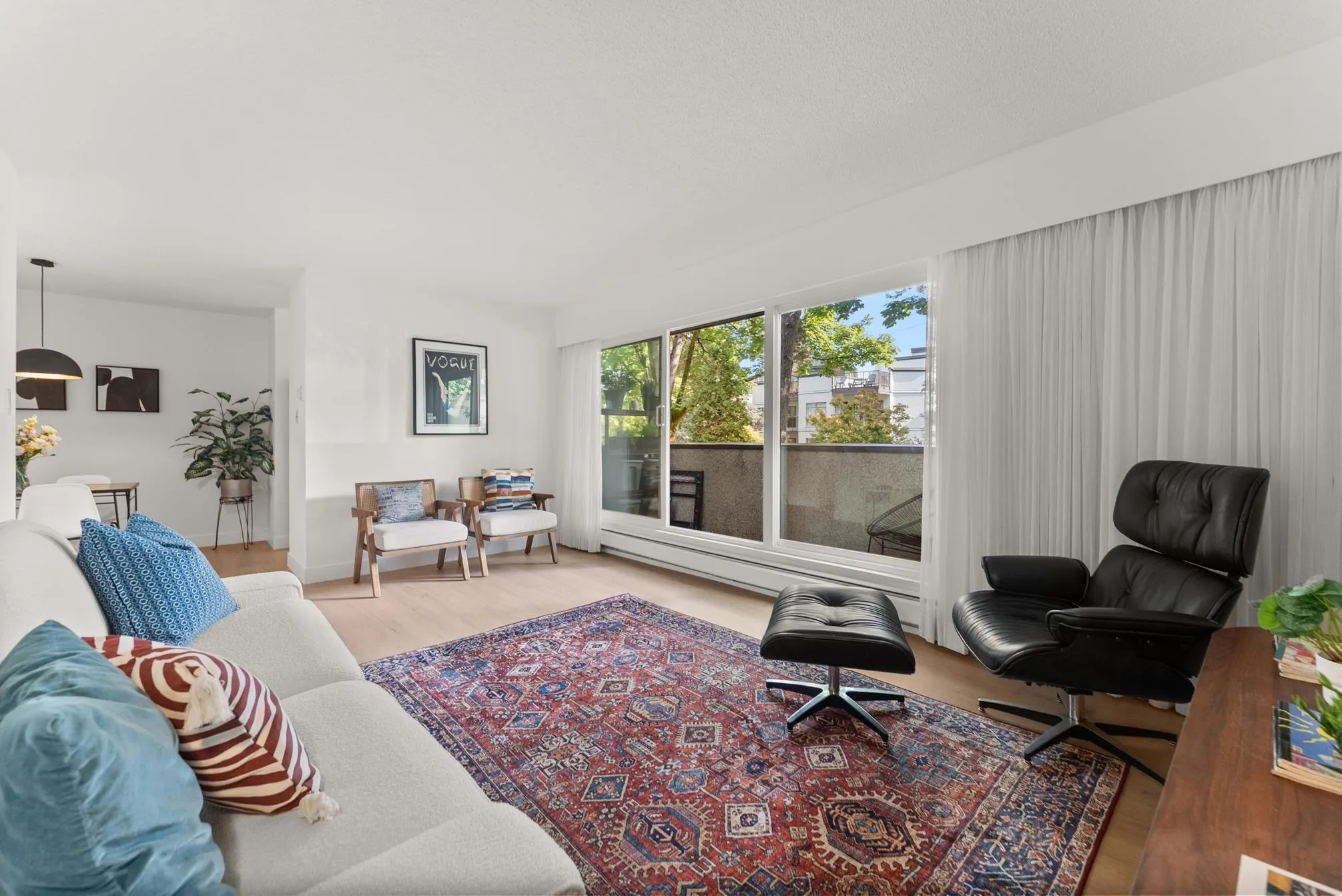 391 E 7th Avenue #204