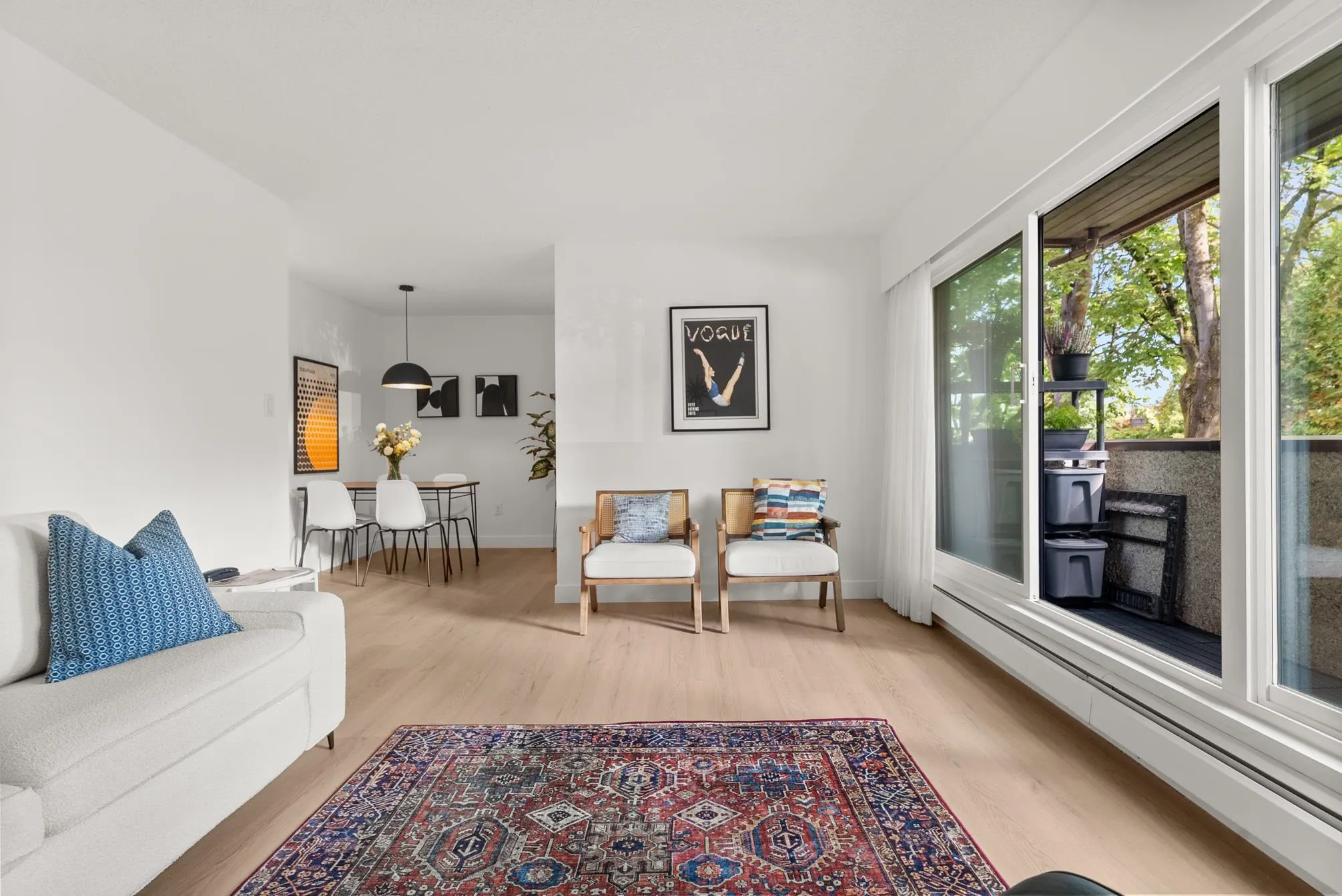 391 E 7th Avenue #204