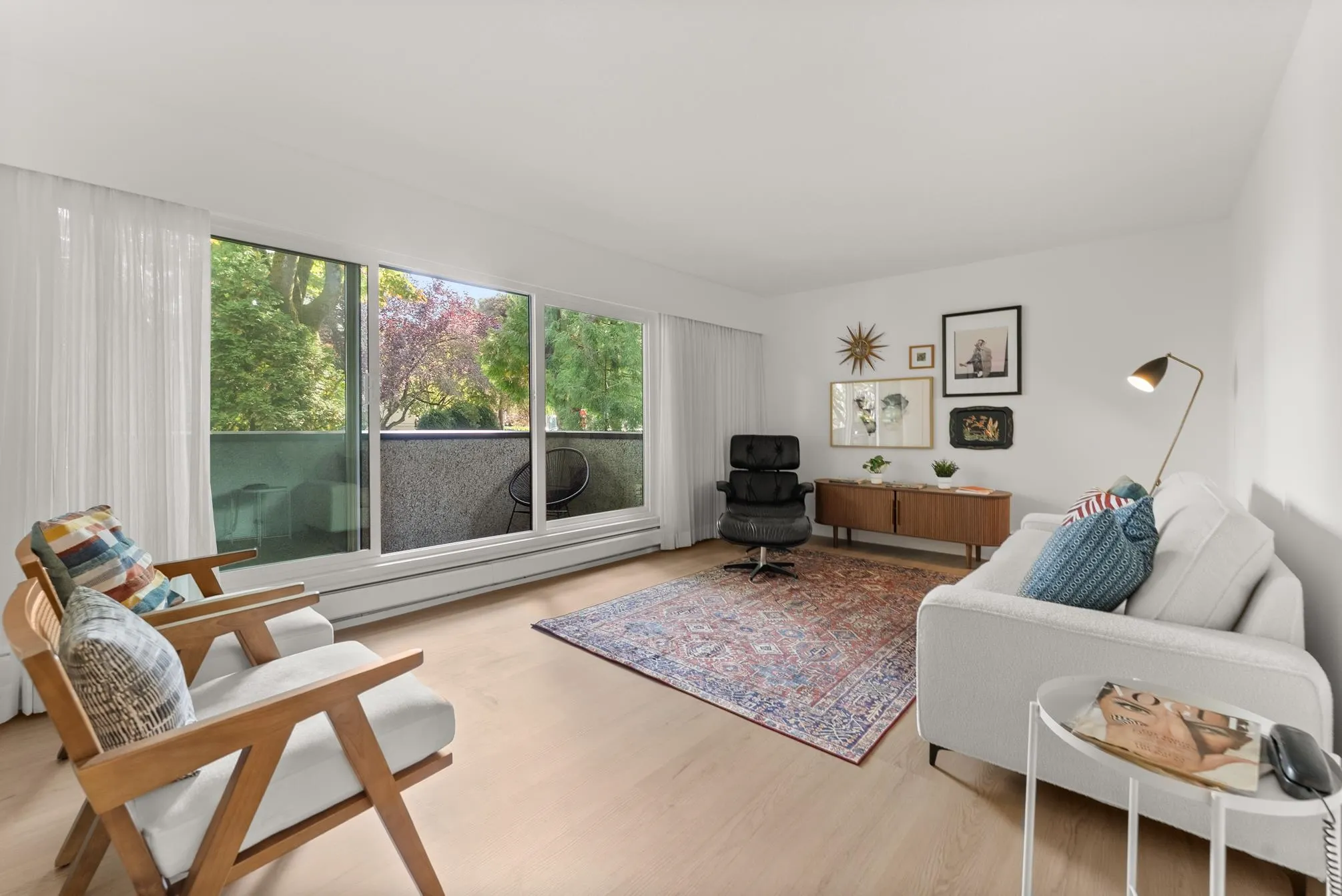 391 E 7th Avenue #204