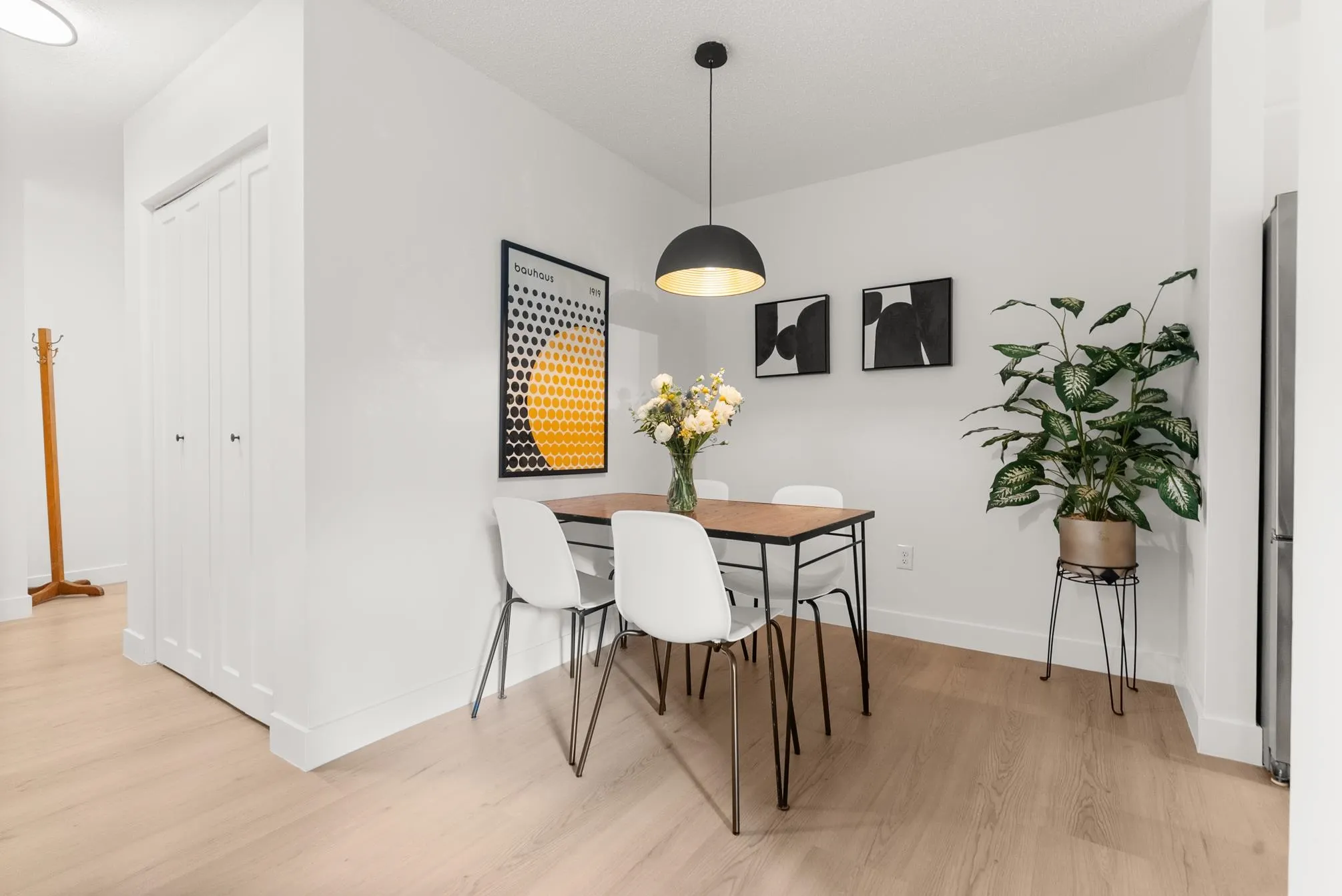 391 E 7th Avenue #204