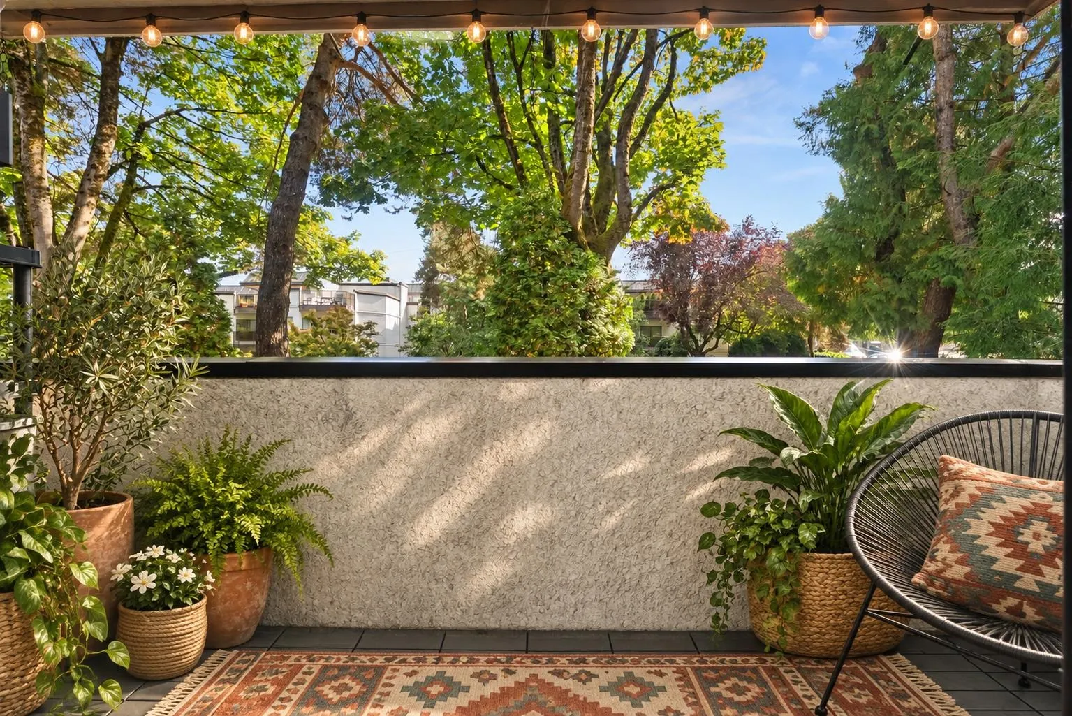 391 E 7th Avenue #204