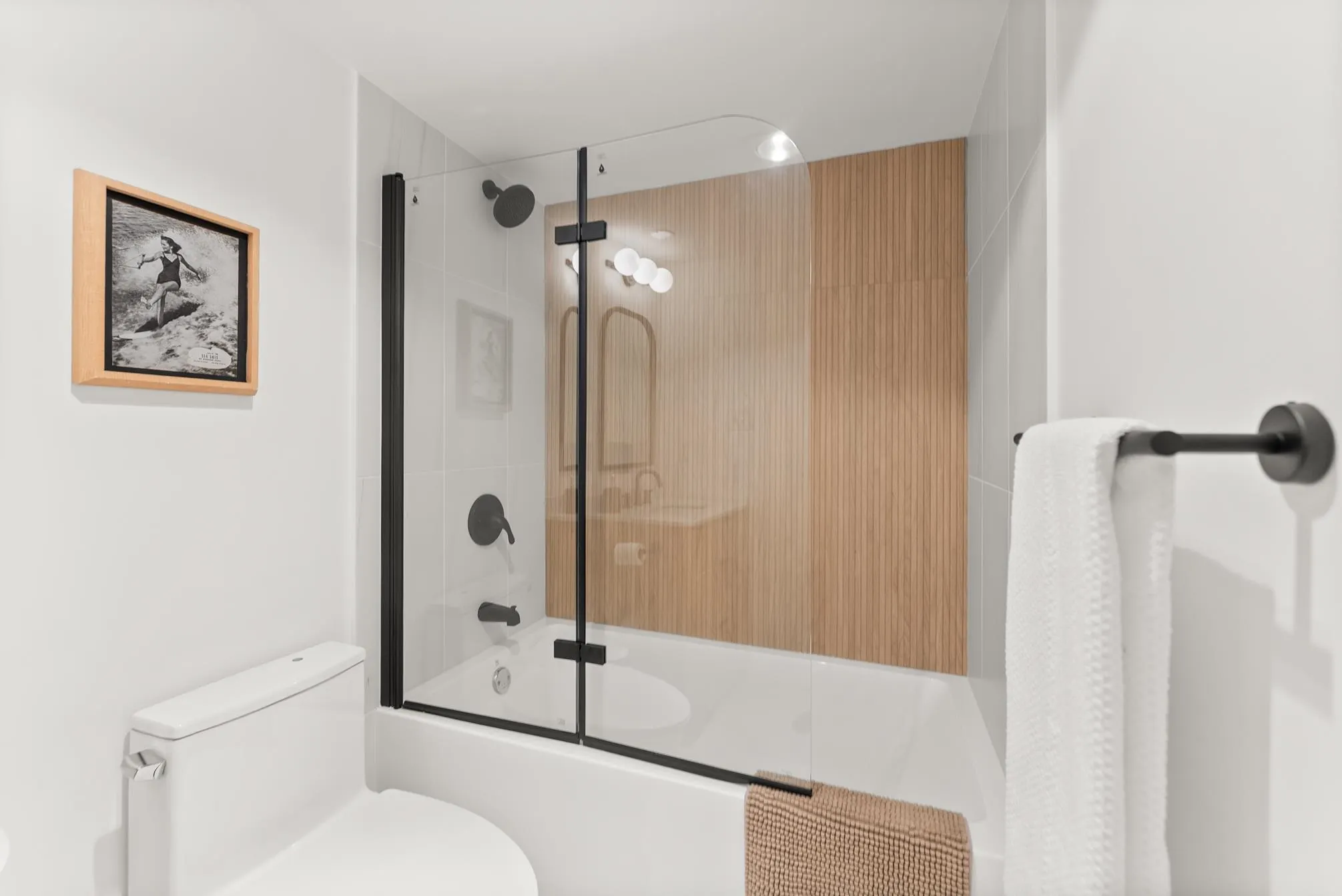 391 E 7th Avenue #204
