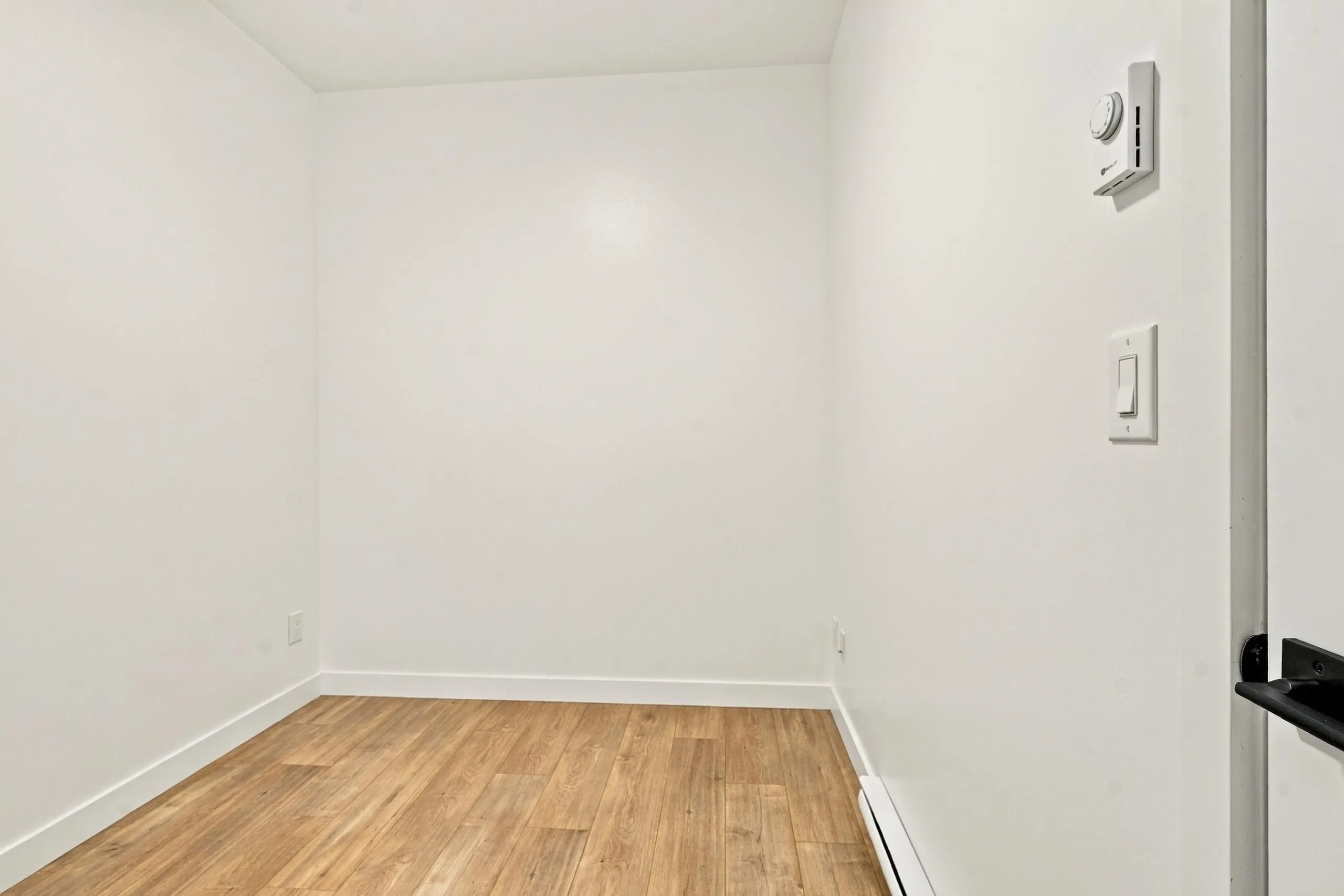 14398 60 Avenue #211