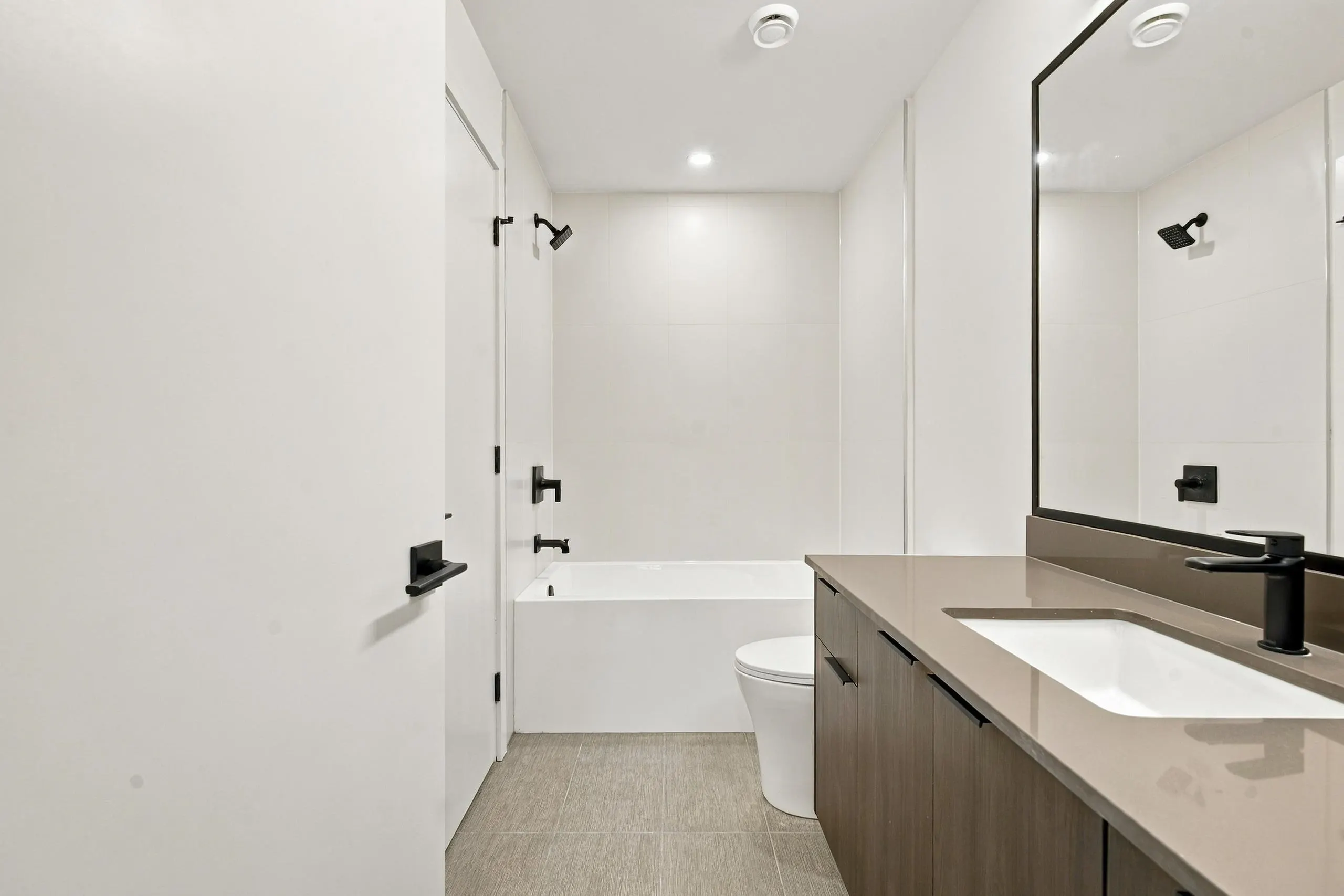 14398 60 Avenue #211