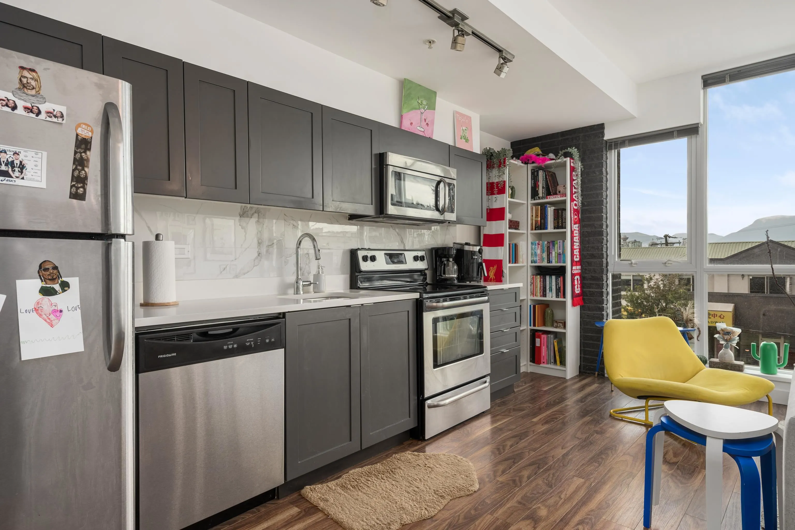 2511 Quebec Street #208