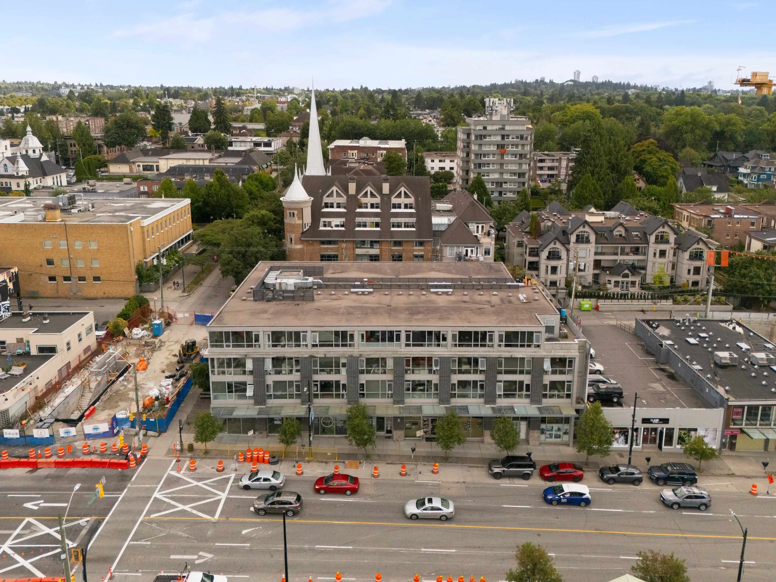 2511 Quebec Street #208