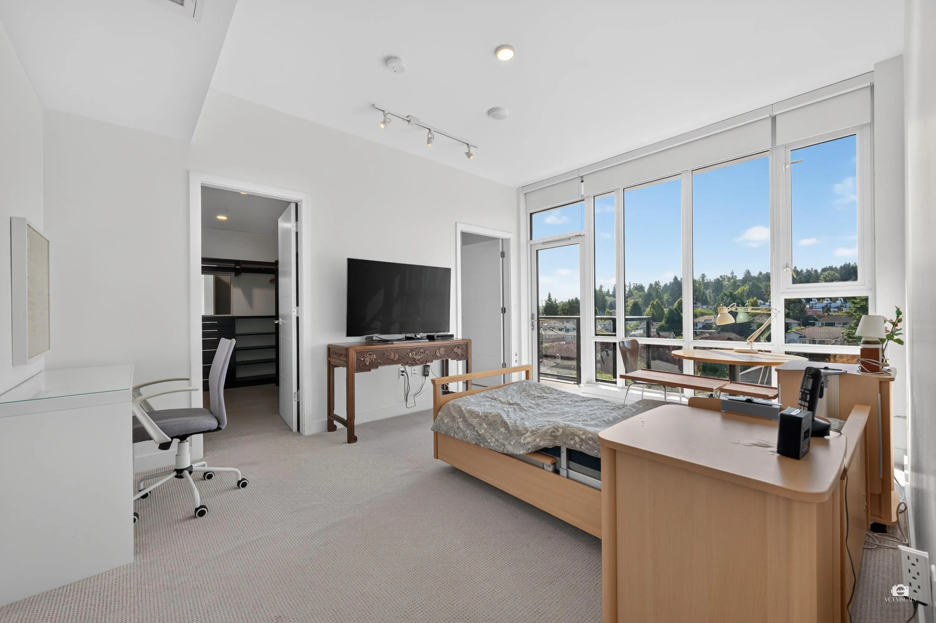 438 W King Edward Avenue #671