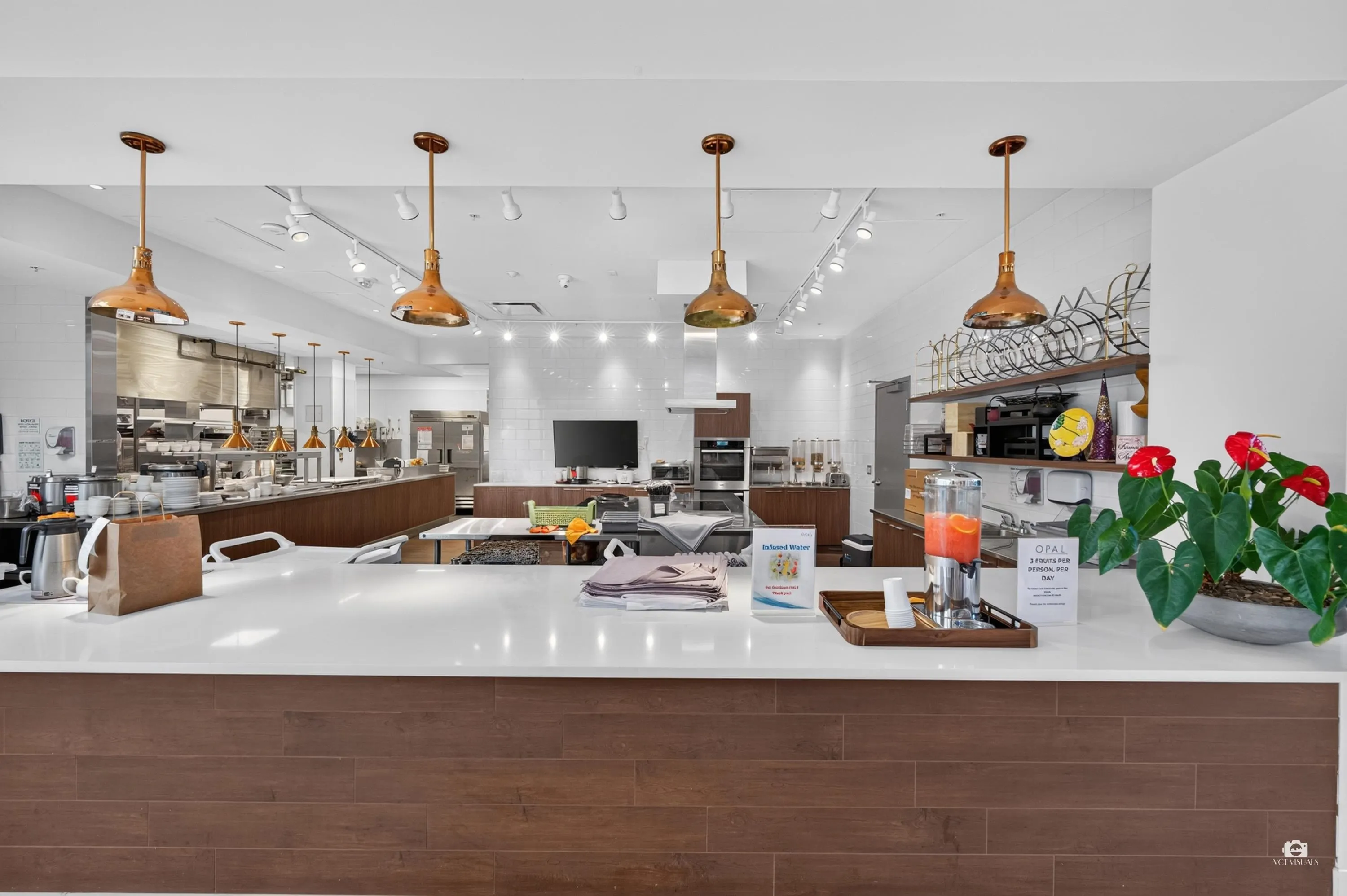 438 W King Edward Avenue #671