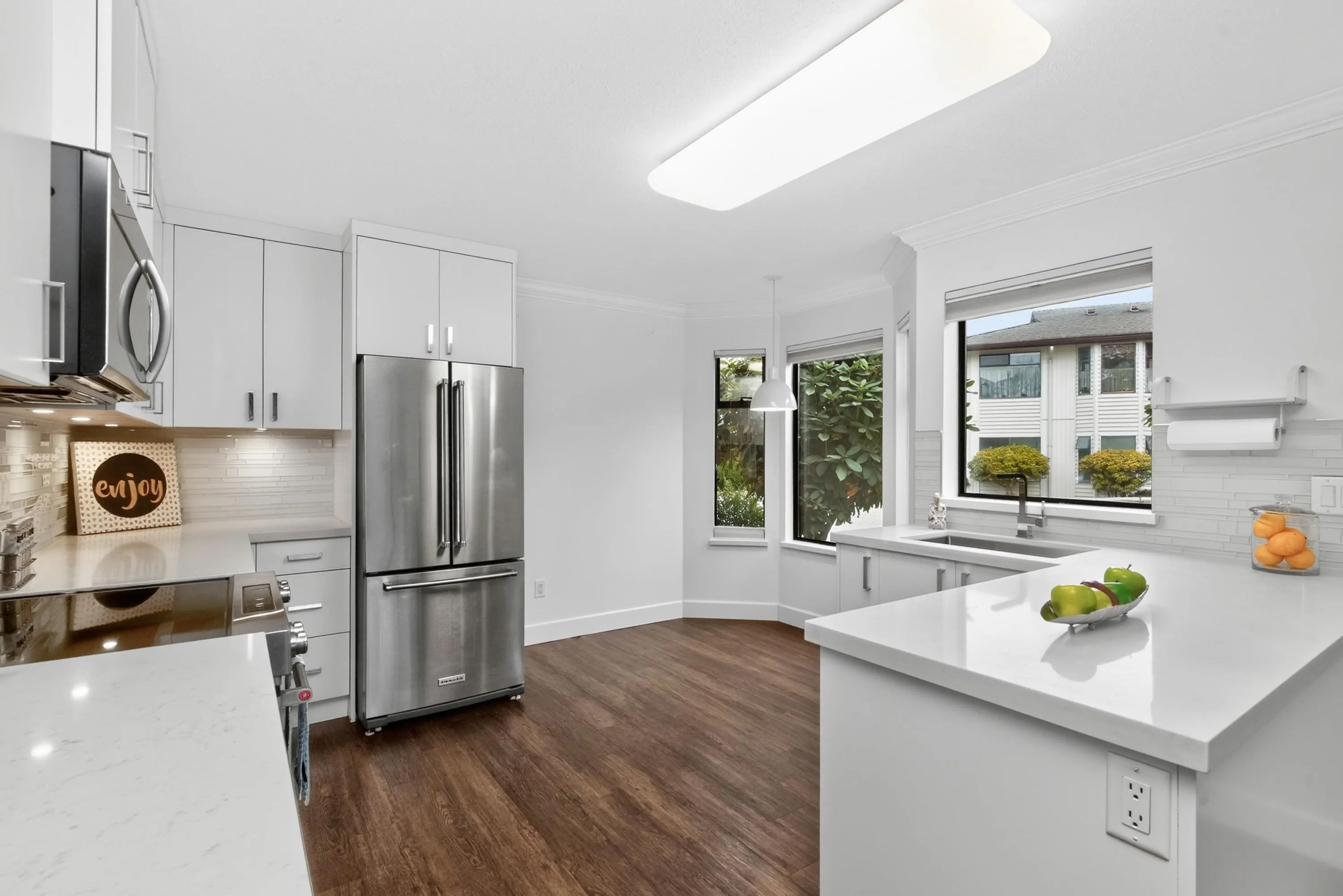 15153 98 Avenue #137